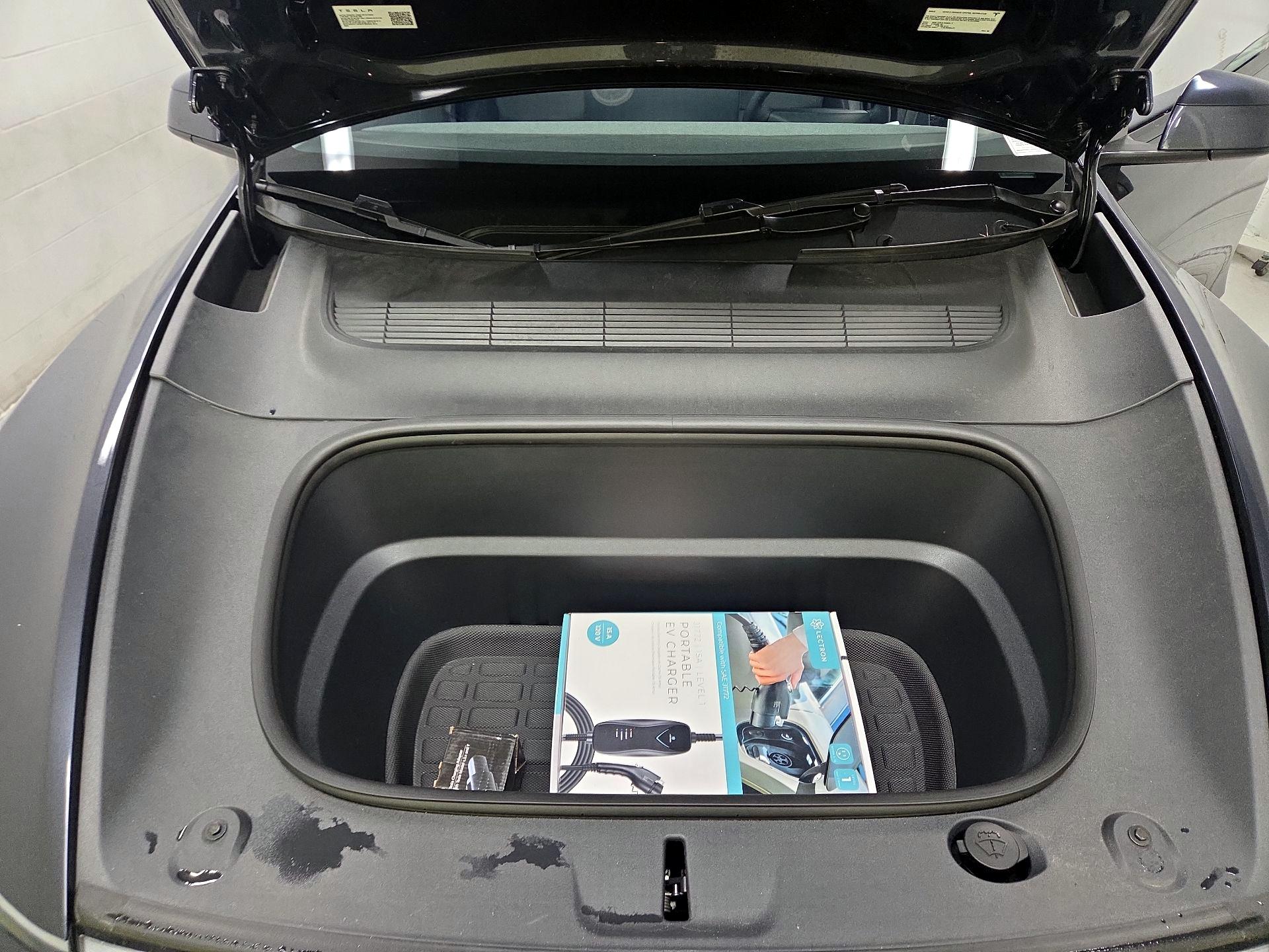Thumbnail: 2026 Tesla Model Y - 17