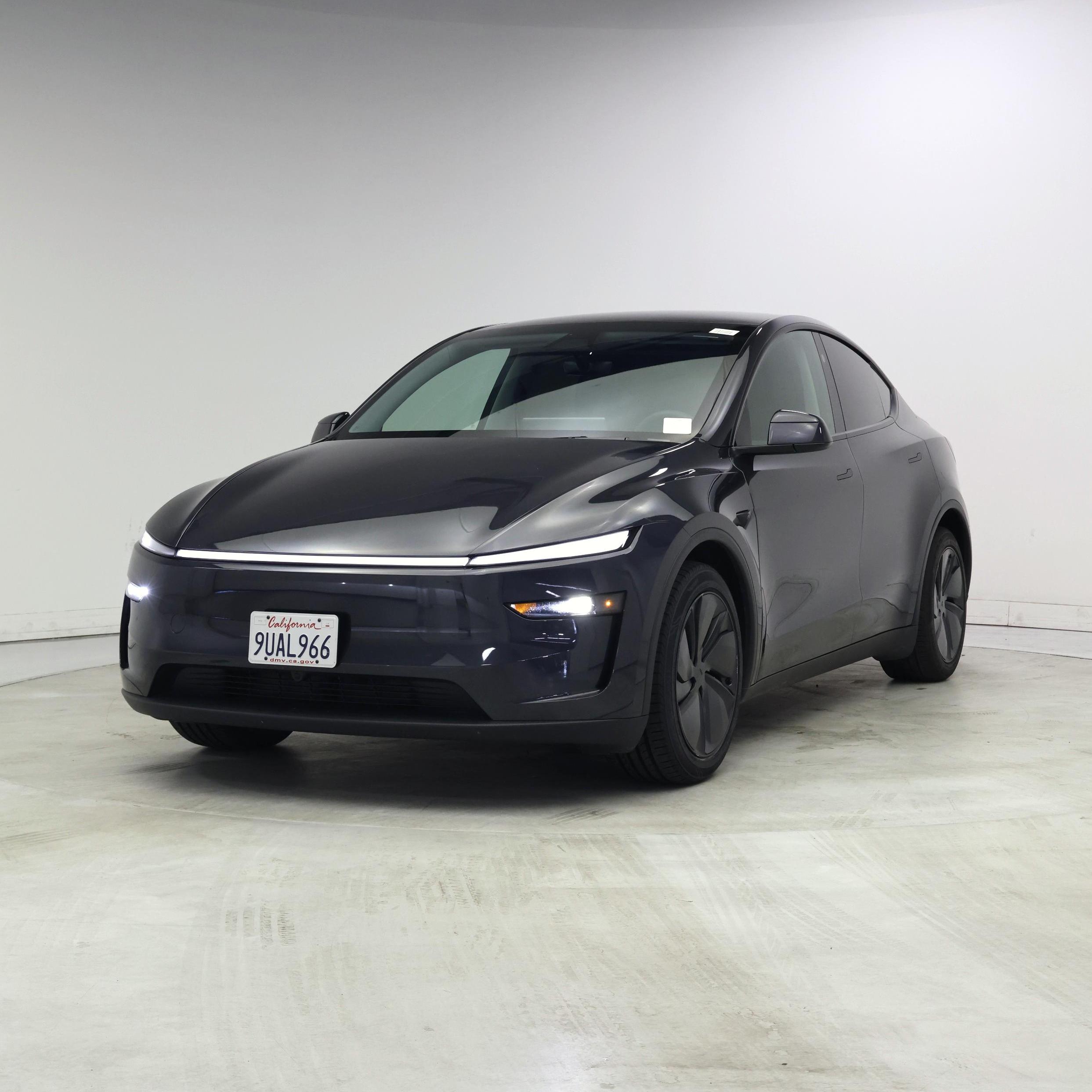 Thumbnail: 2026 Tesla Model Y - 4