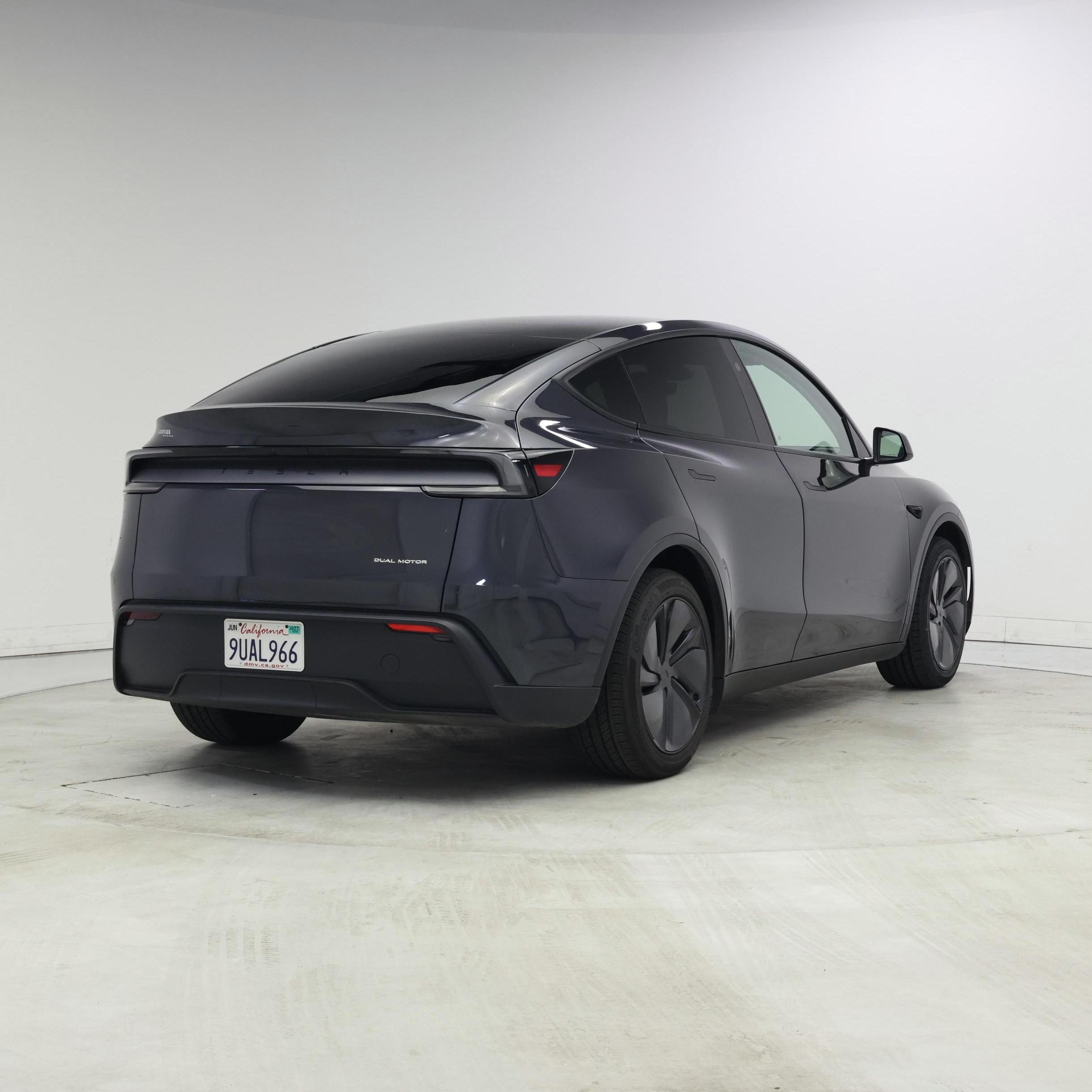 Thumbnail: 2026 Tesla Model Y - 8