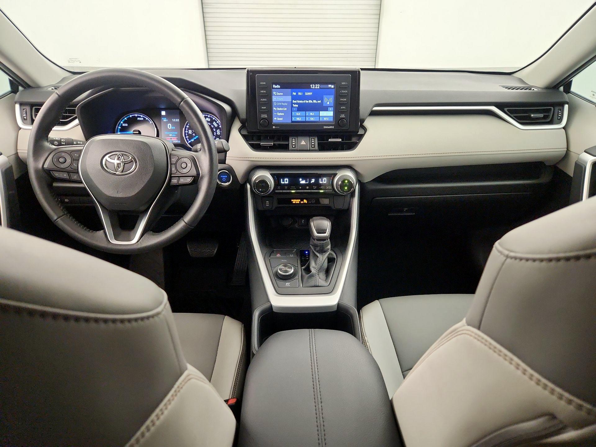 Thumbnail: 2022 Toyota RAV4 - 9