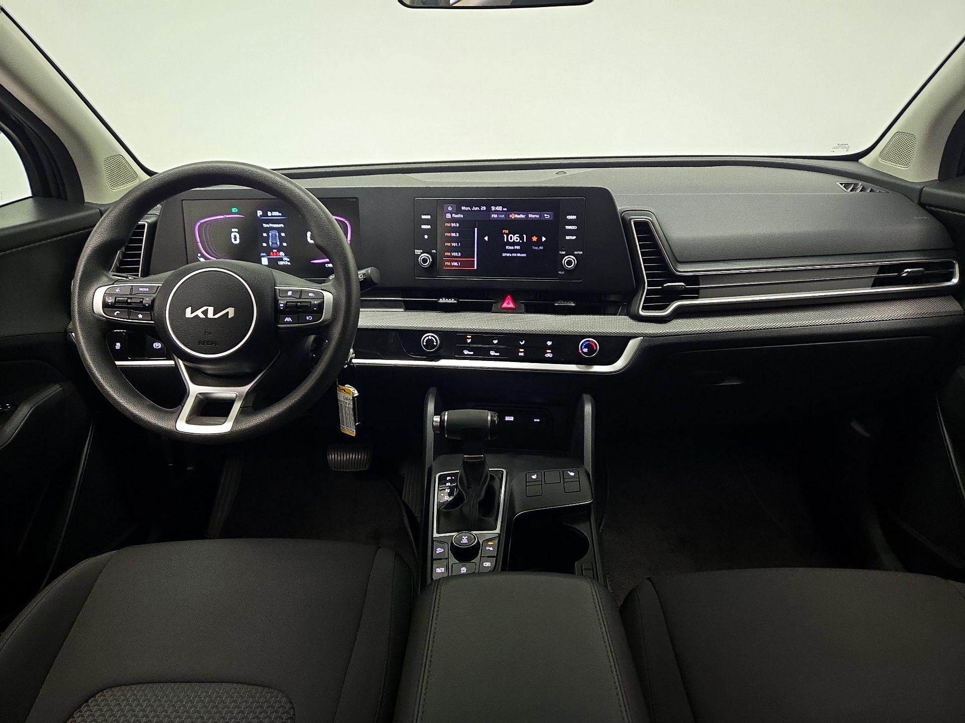 Thumbnail: 2023 Kia Sportage - 9