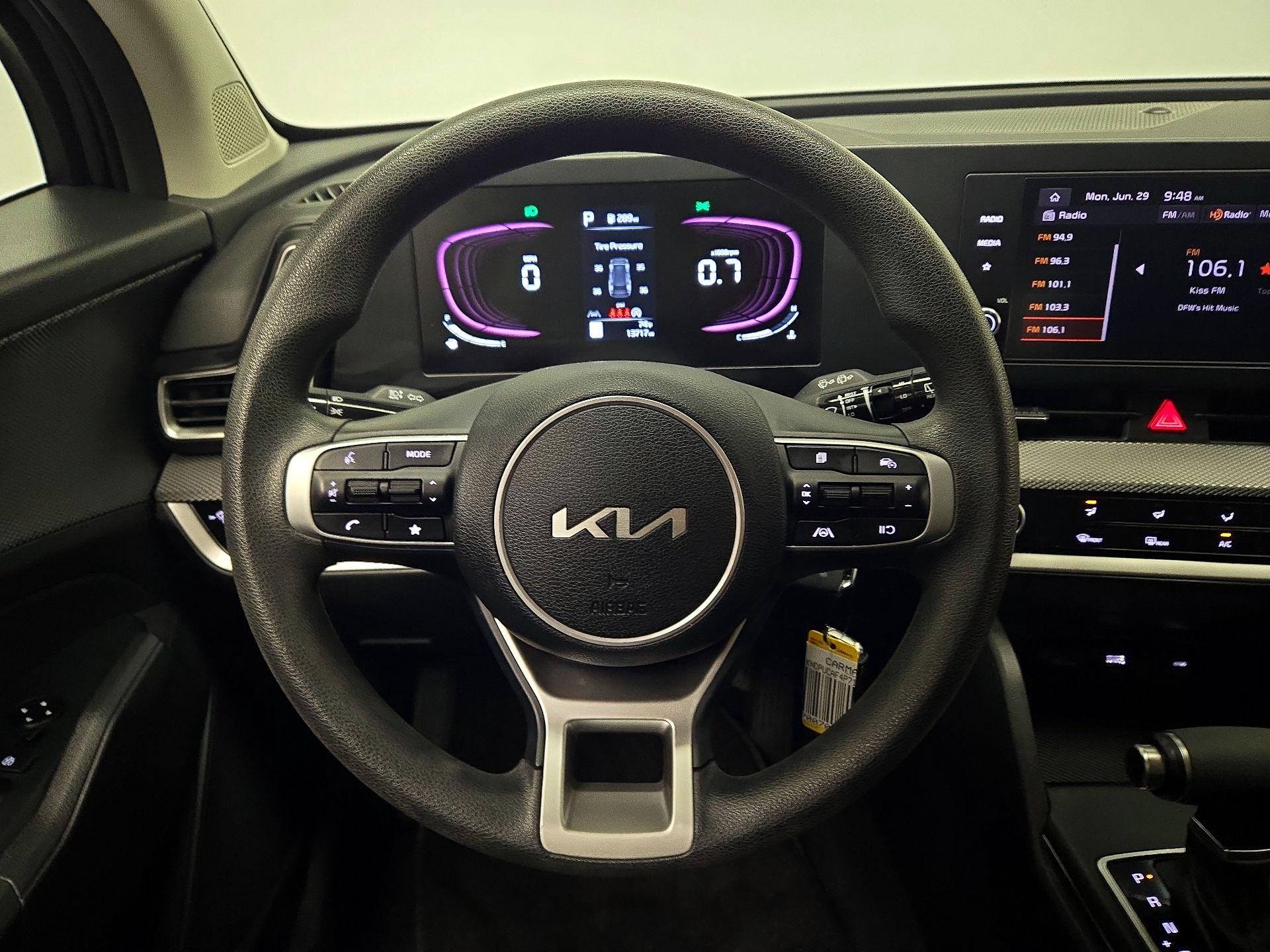 Thumbnail: 2023 Kia Sportage - 10
