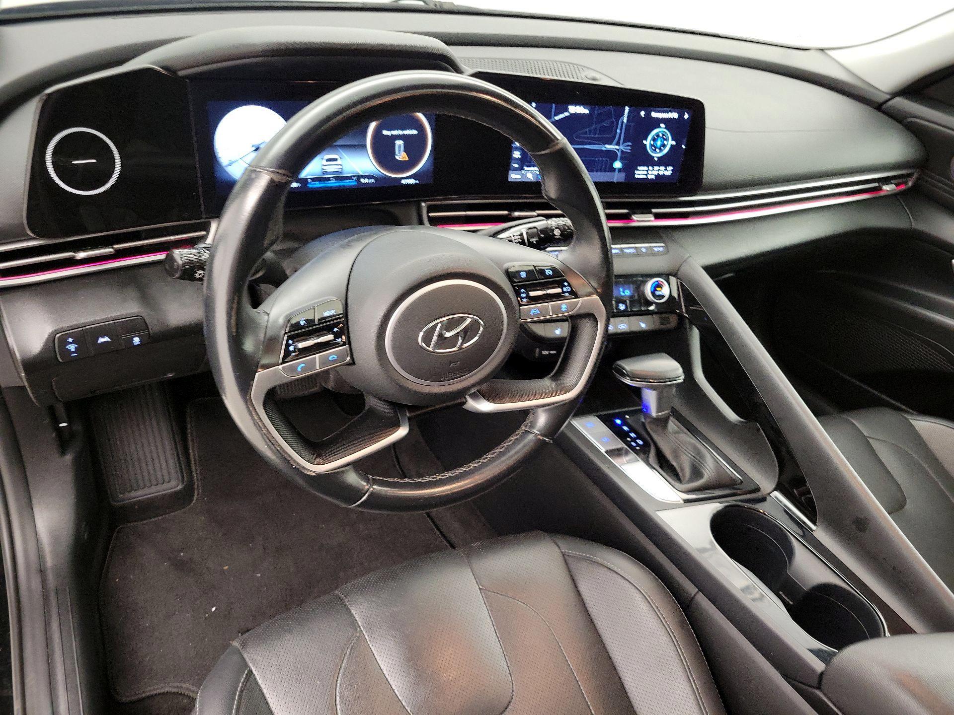 Thumbnail: 2023 Hyundai Elantra - 9