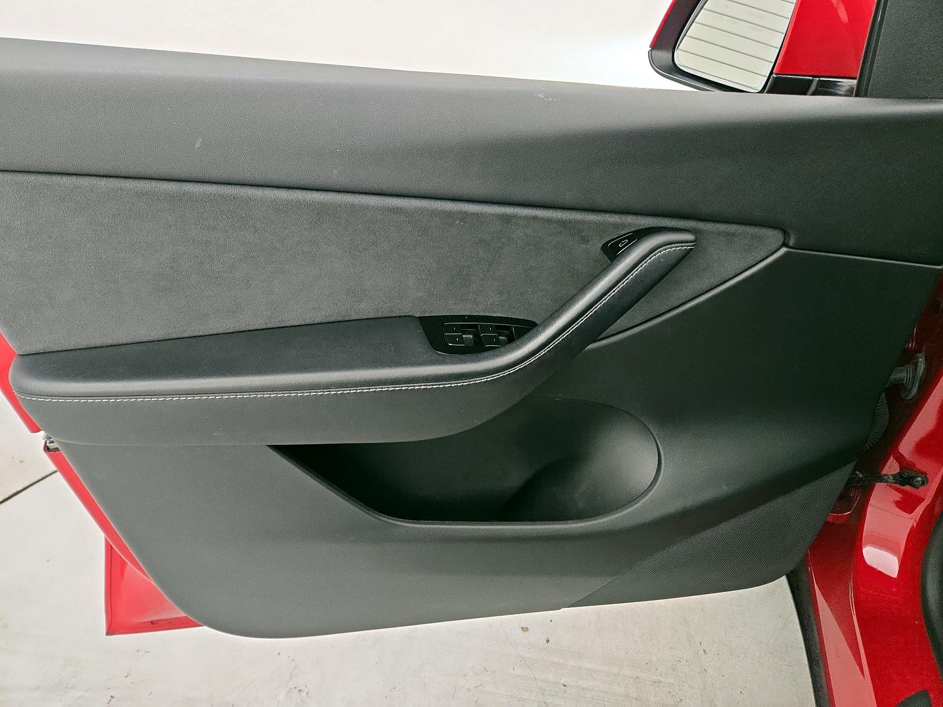 Thumbnail: 2021 Tesla Model Y - 12