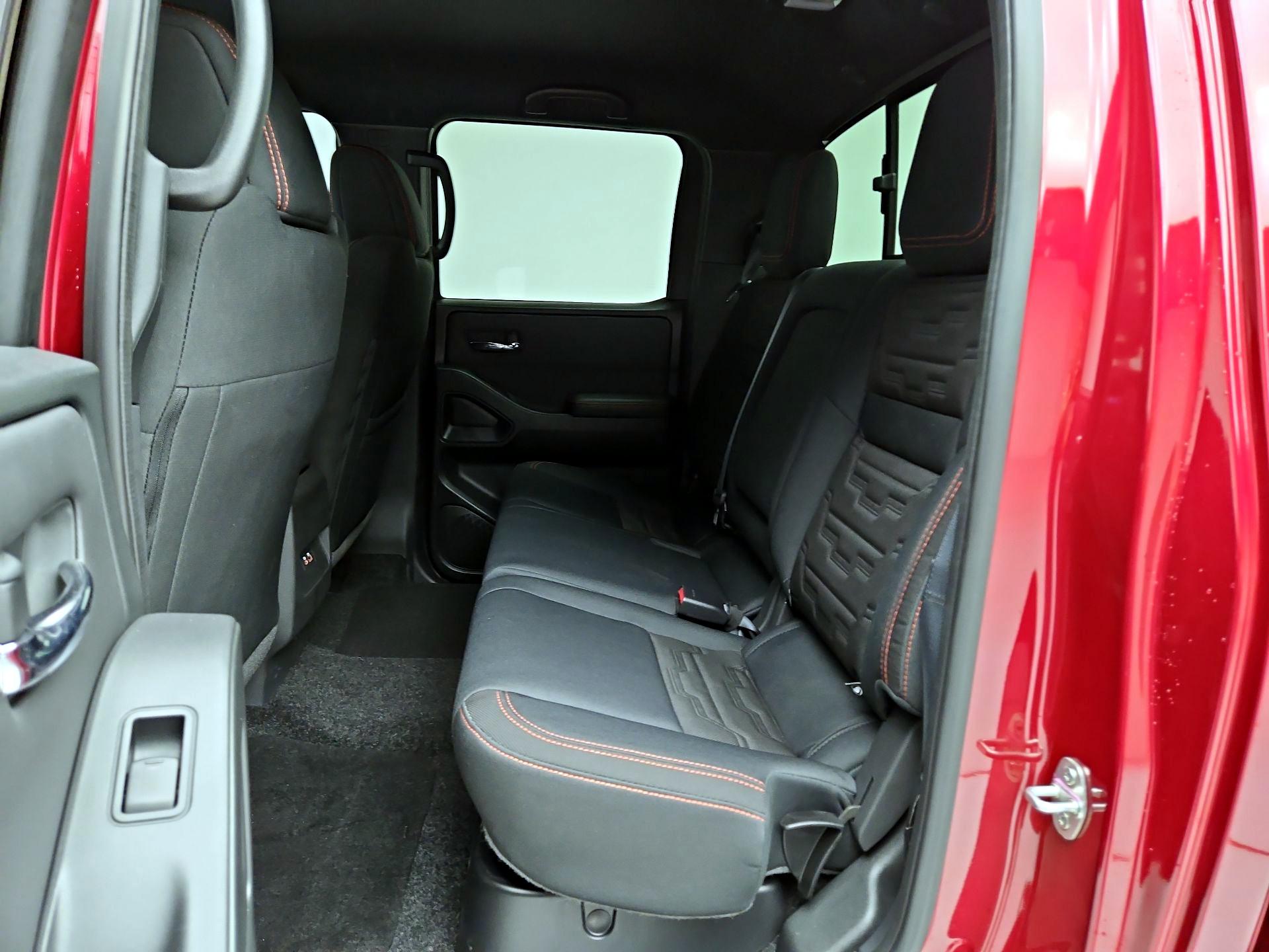 Thumbnail: 2024 Nissan Frontier - 20