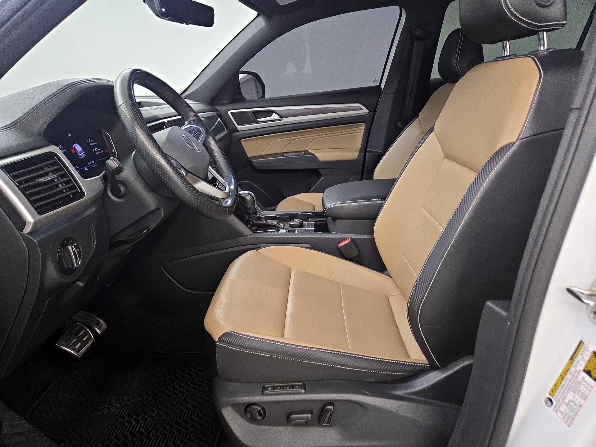 Thumbnail: 2022 Volkswagen Atlas - 11