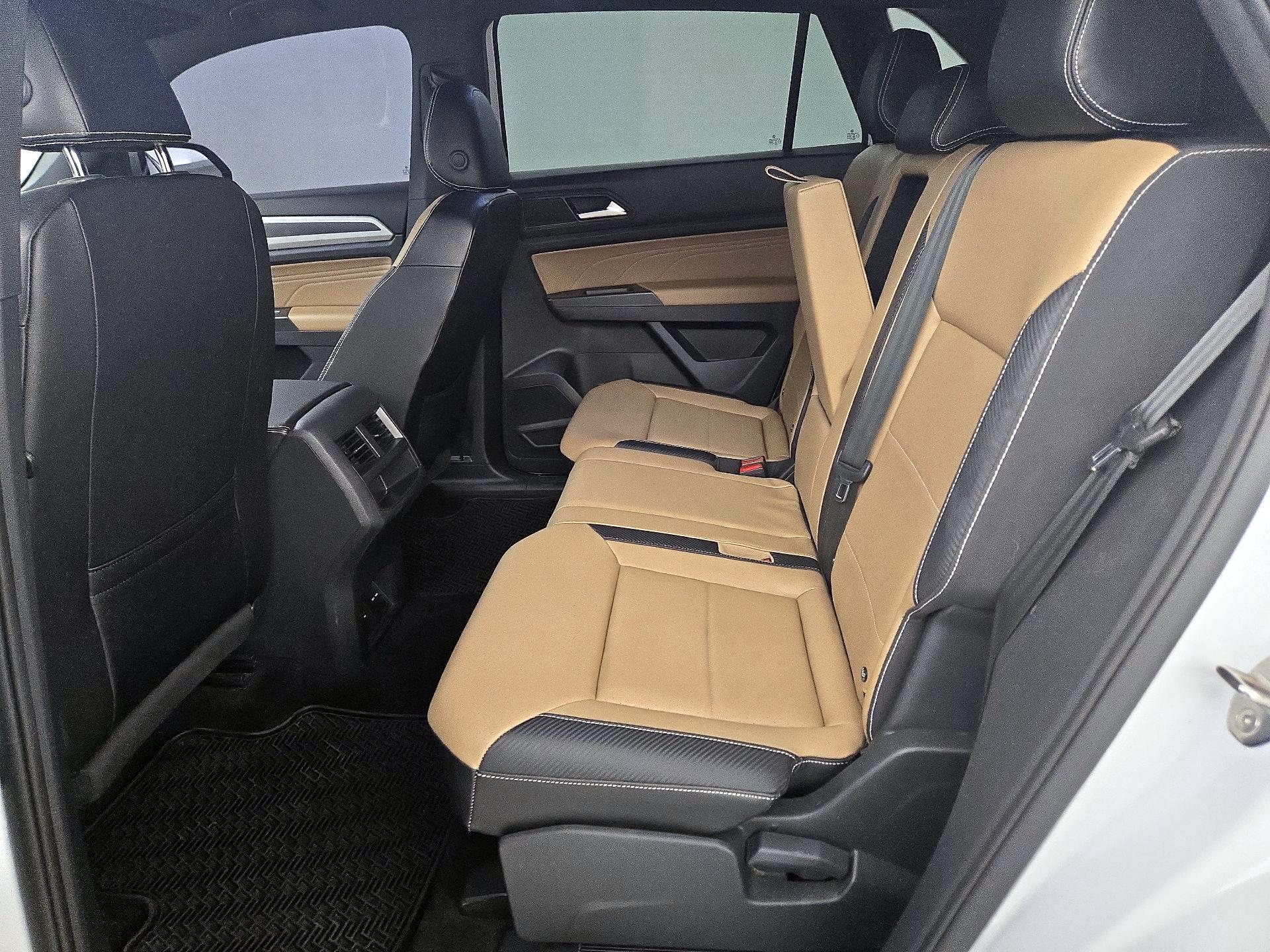 Thumbnail: 2022 Volkswagen Atlas - 20