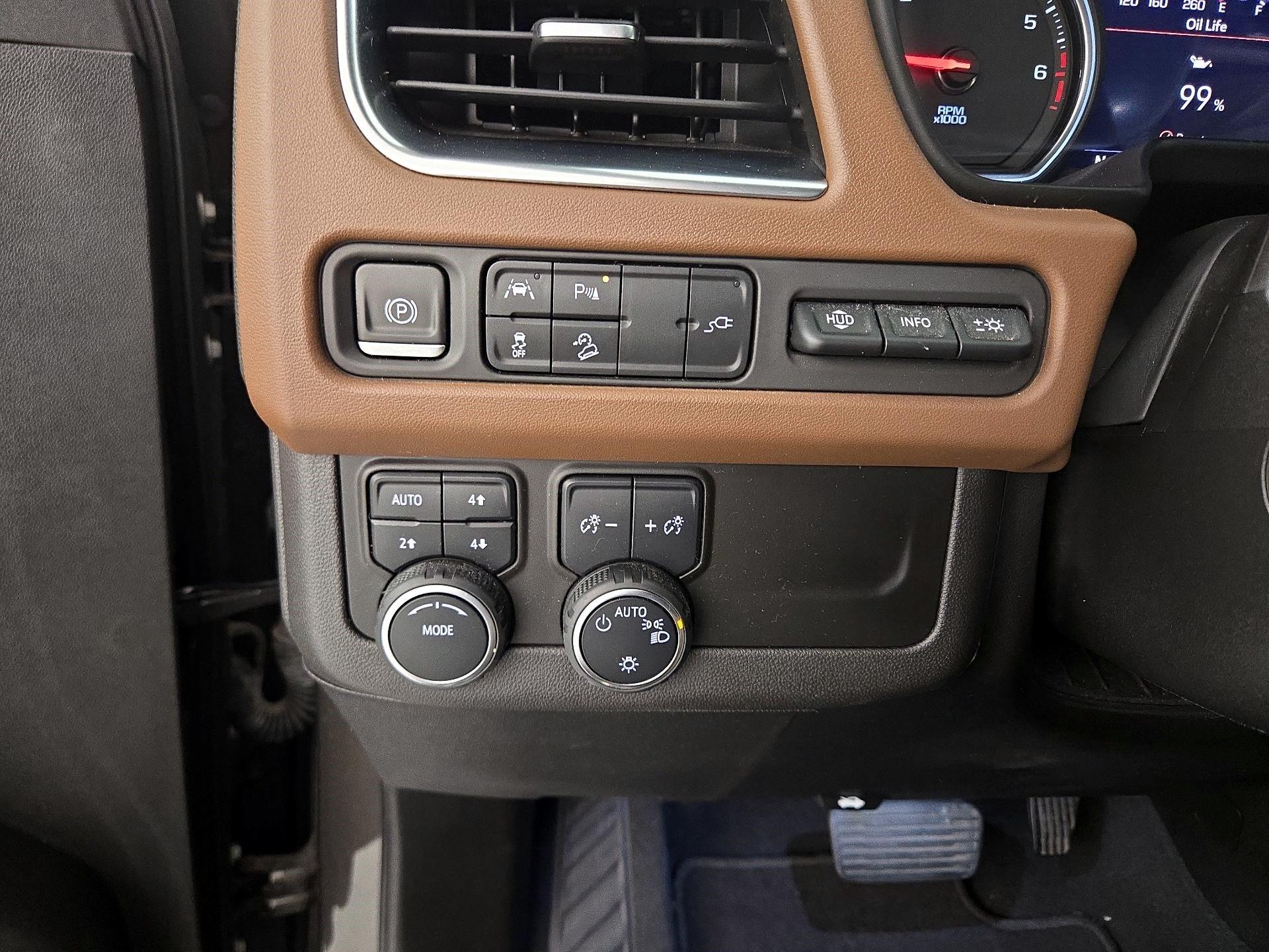 Thumbnail: 2021 Chevrolet Tahoe - 13