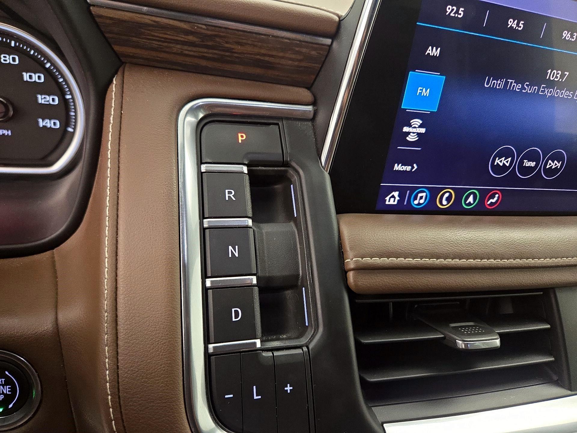 Thumbnail: 2021 Chevrolet Tahoe - 18