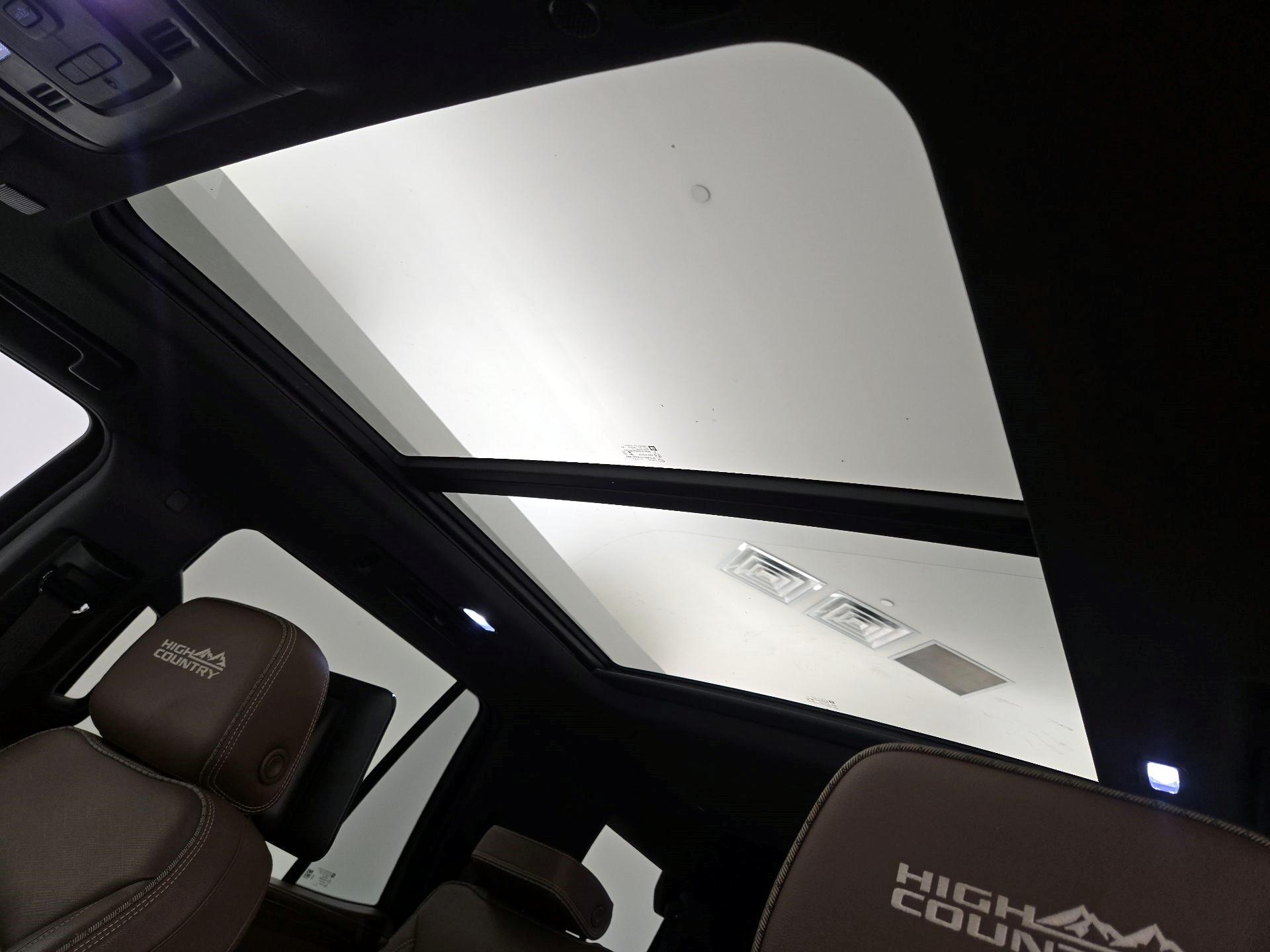 Thumbnail: 2021 Chevrolet Tahoe - 20