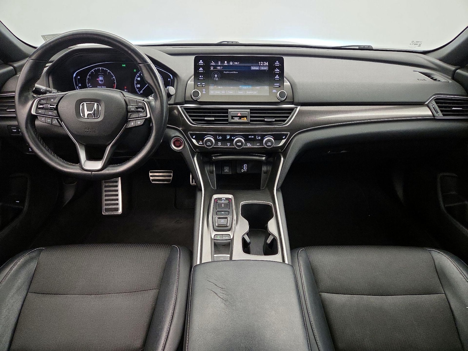 Apple CarPlay® & Android Auto™