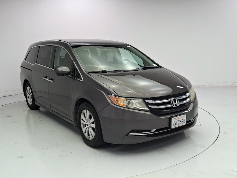 2016 Honda Odyssey SE -
                  Murrieta, CA