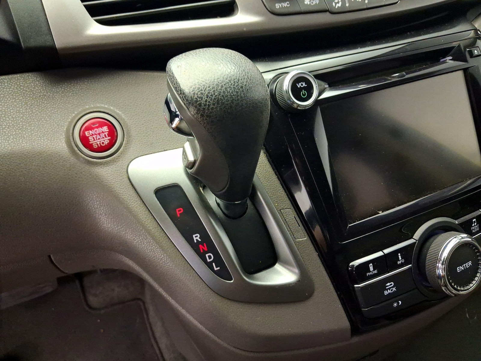 2016 Honda Odyssey SE - Photo 16