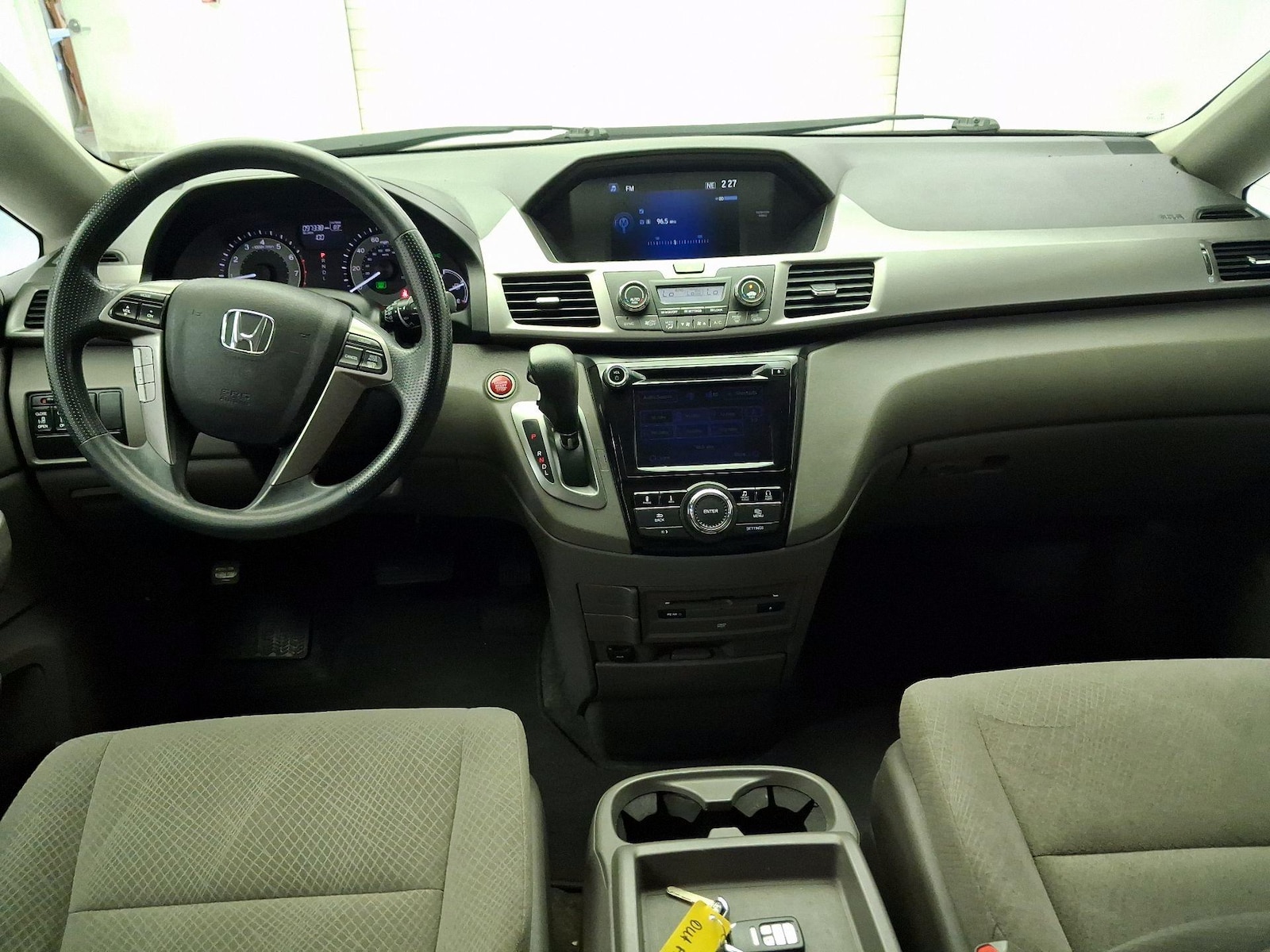 2016 Honda Odyssey SE - Photo 8