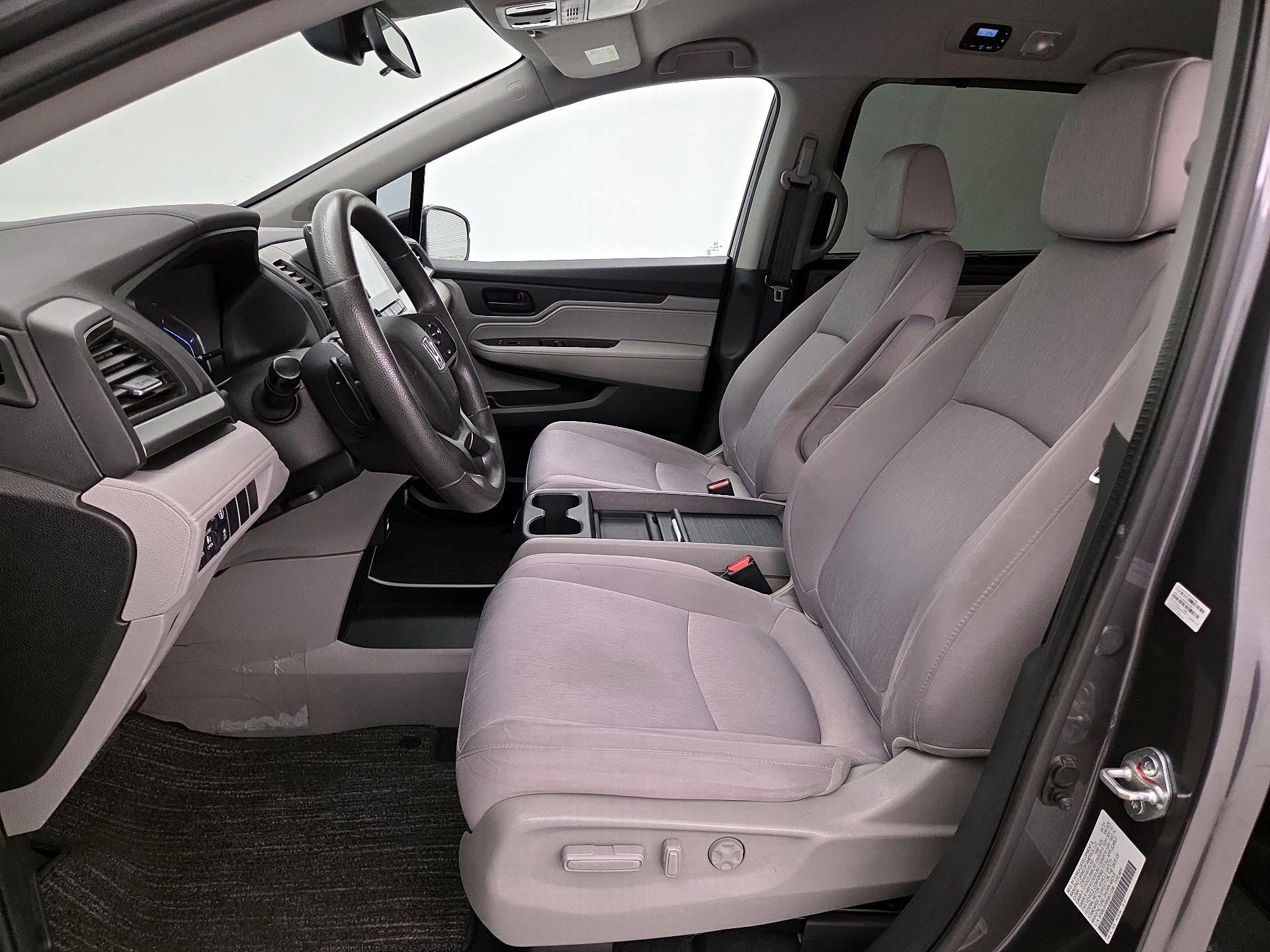 Thumbnail: 2022 Honda Odyssey - 11