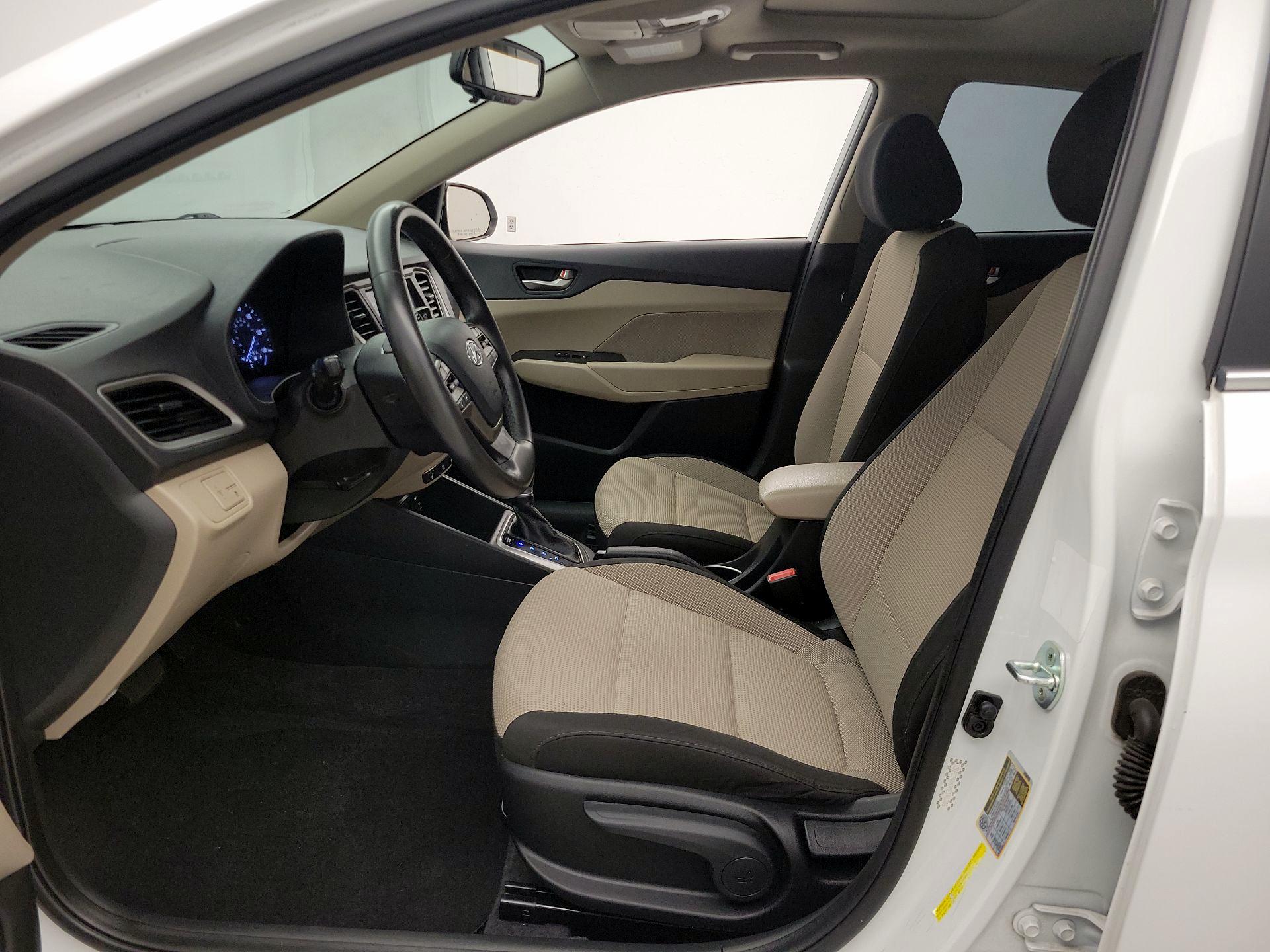 Thumbnail: 2021 Hyundai Accent - 11
