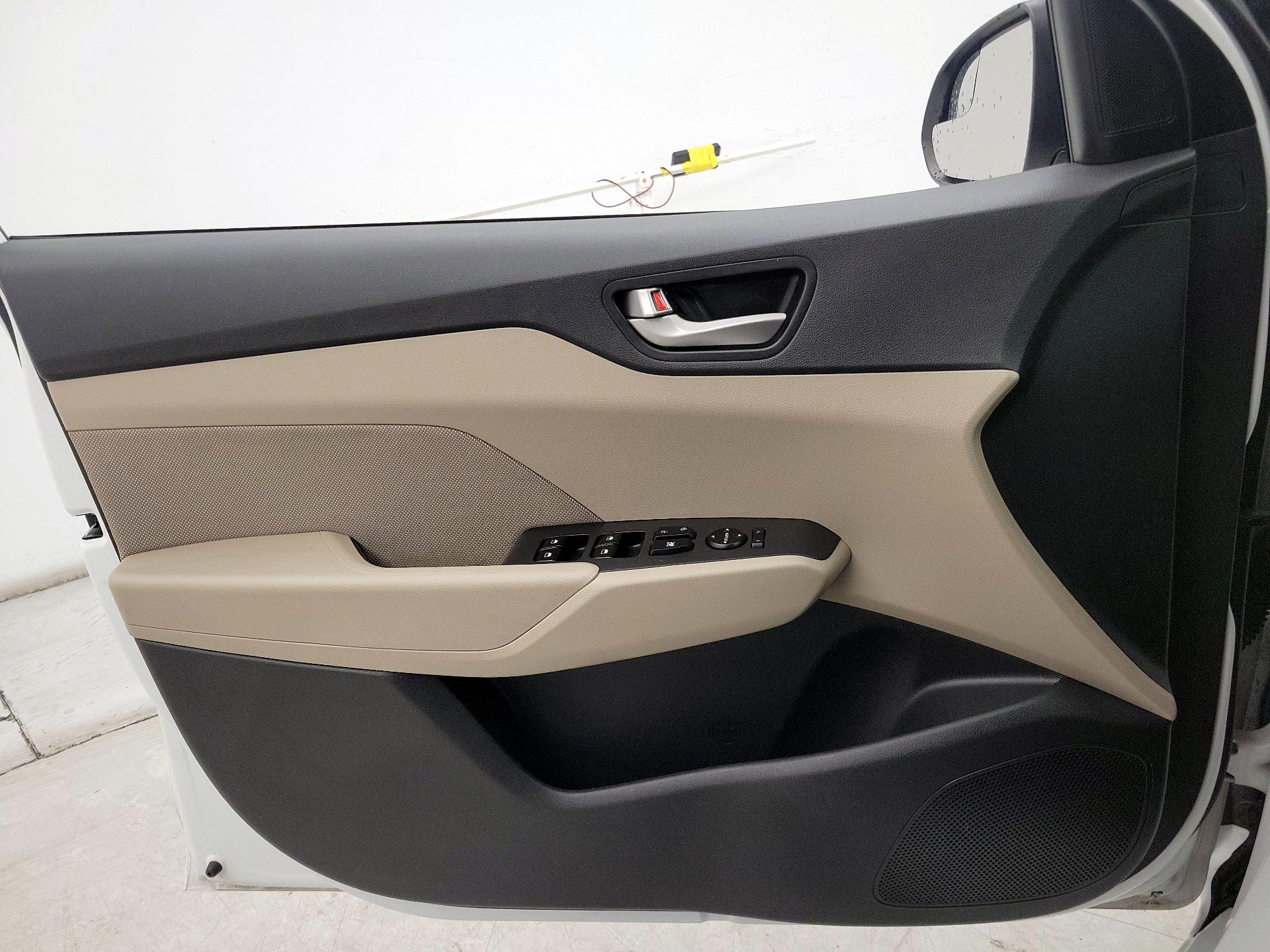 Thumbnail: 2021 Hyundai Accent - 12