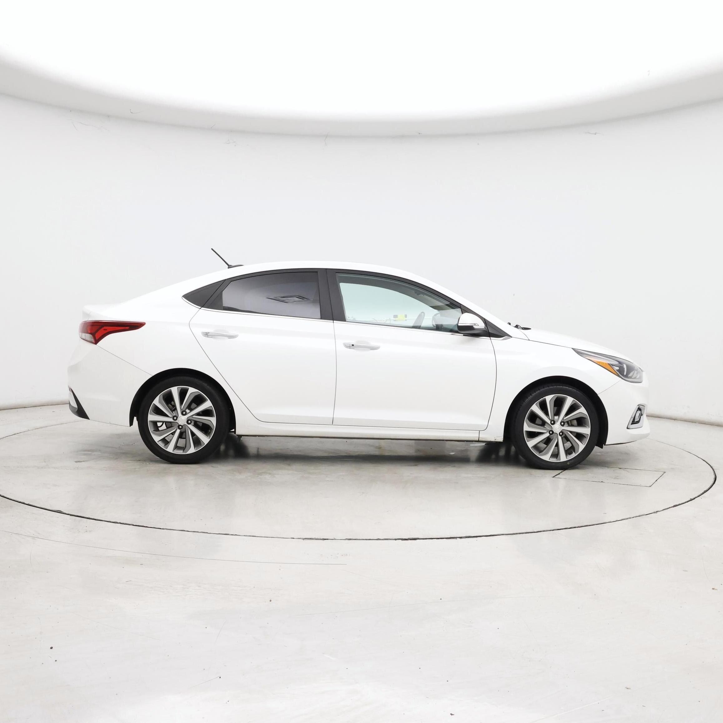 Thumbnail: 2021 Hyundai Accent - 7