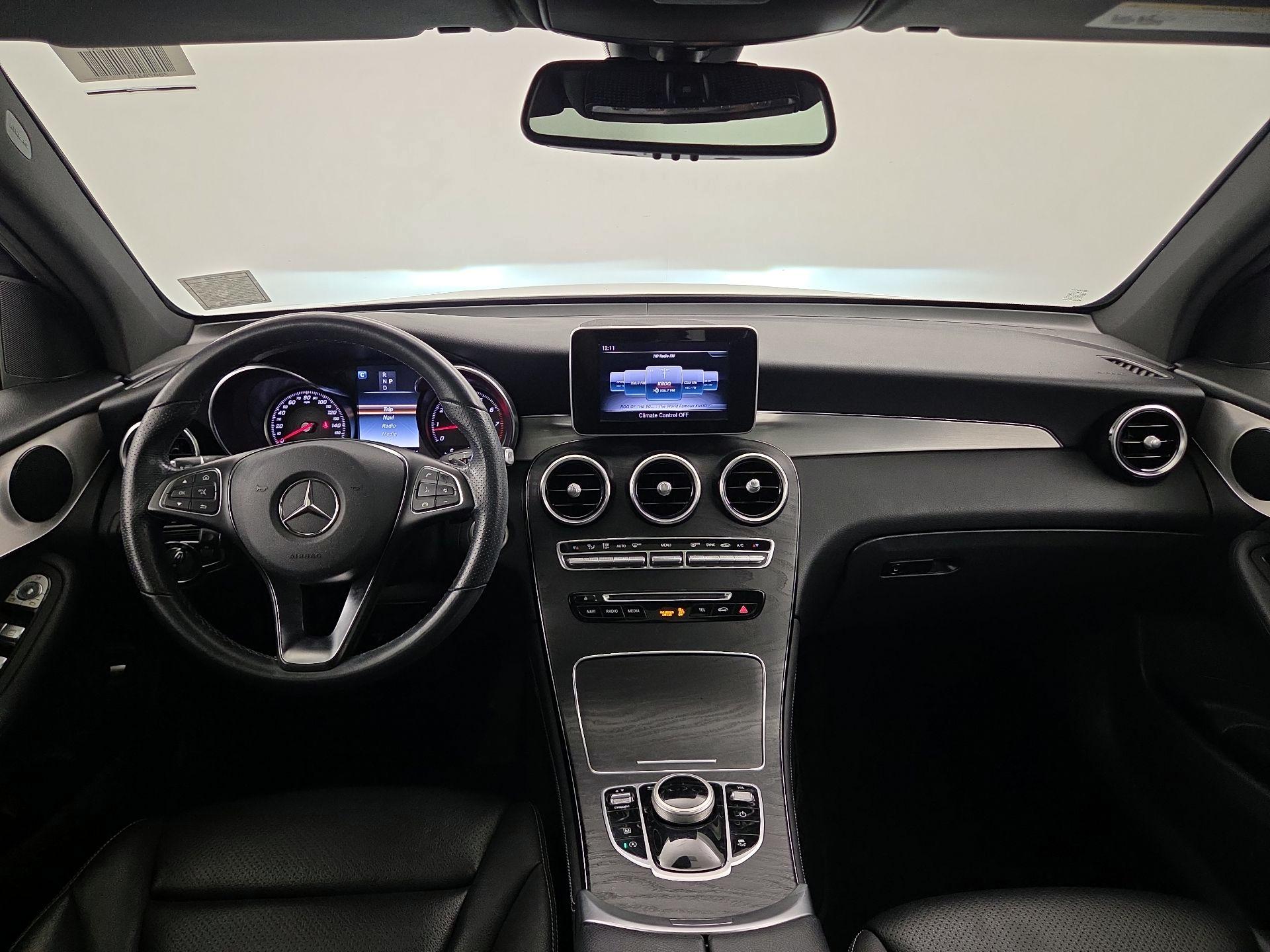 Thumbnail: 2019 Mercedes-Benz GLC - 9