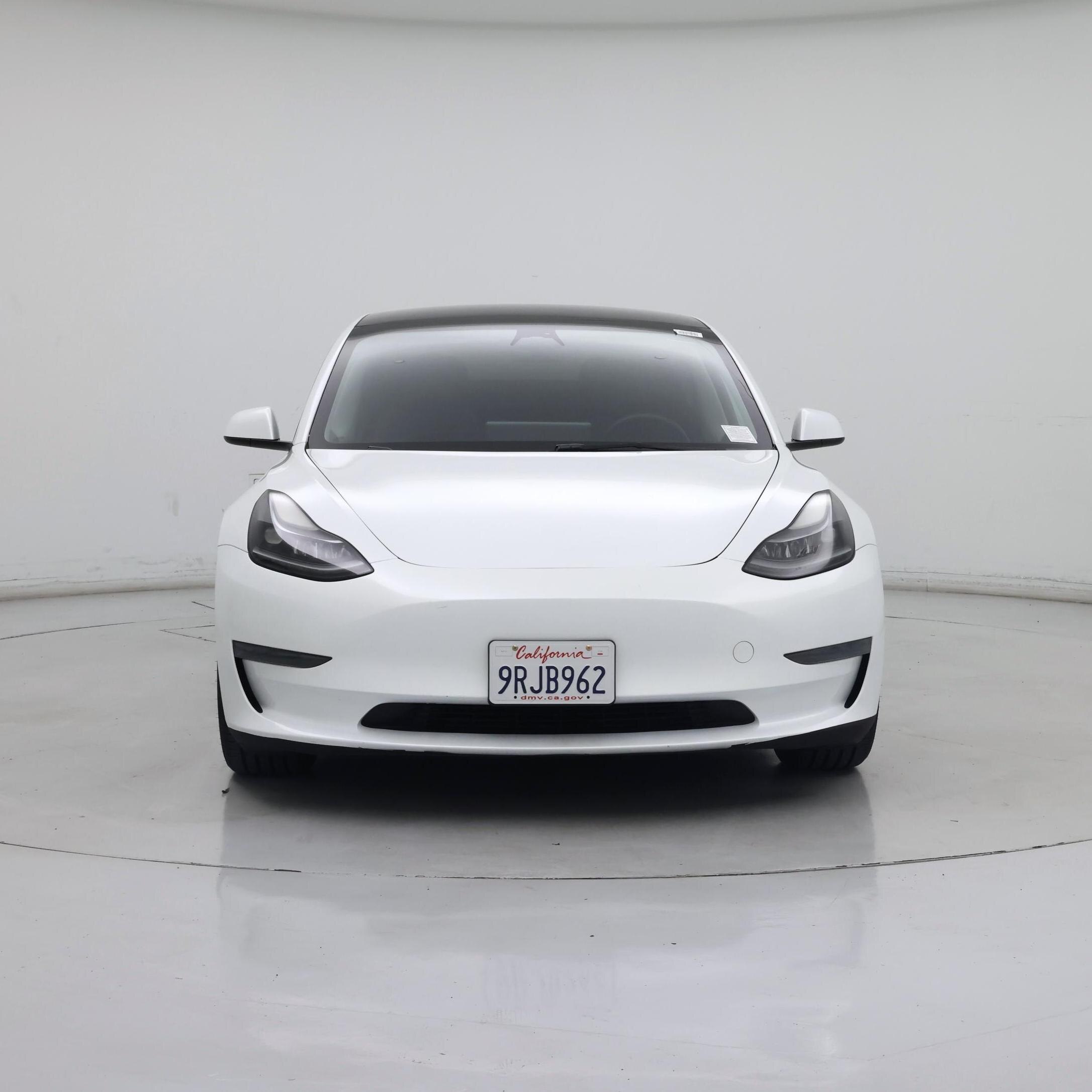 Thumbnail: 2023 Tesla Model 3 - 5