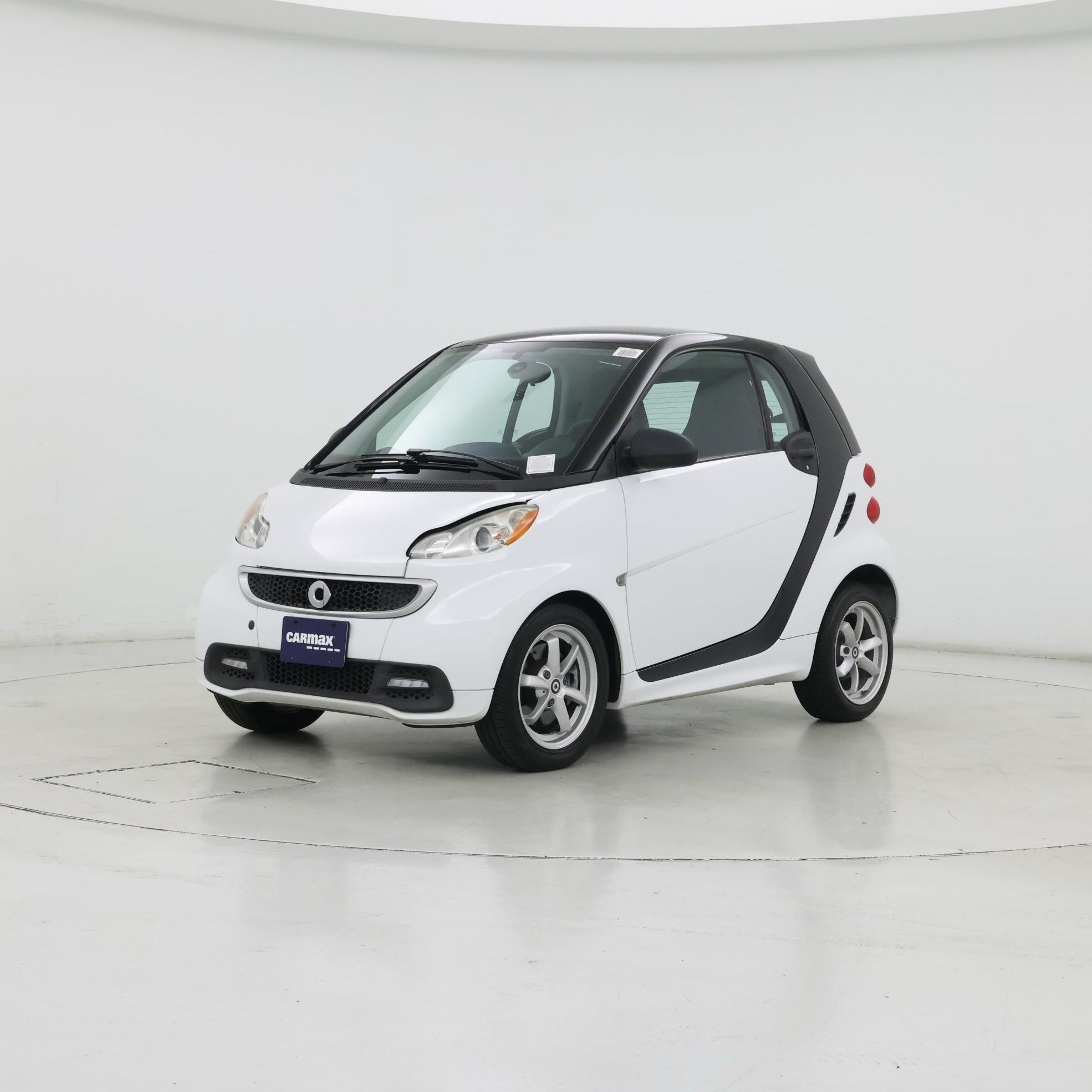 Thumbnail: 2015 smart fortwo - 4