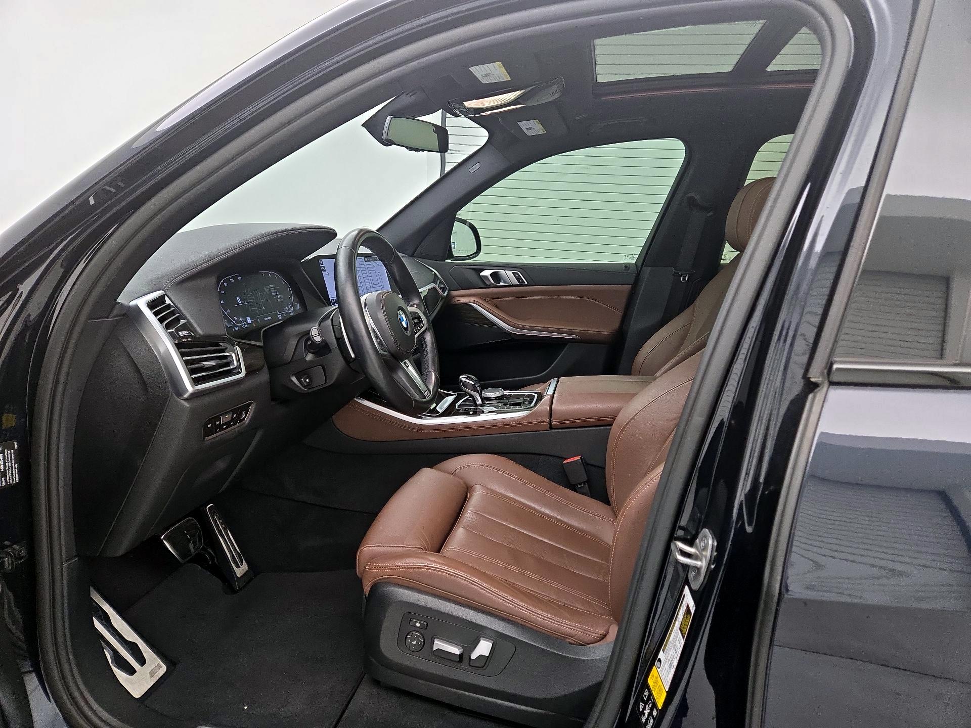 Thumbnail: 2021 BMW X5 - 11