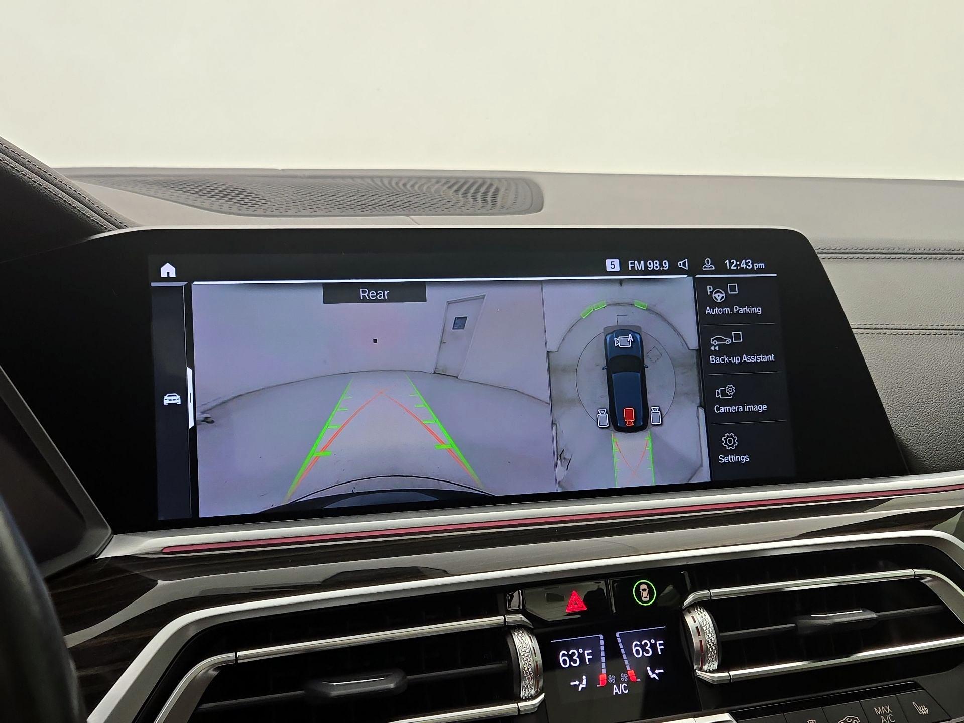 Thumbnail: 2021 BMW X5 - 15