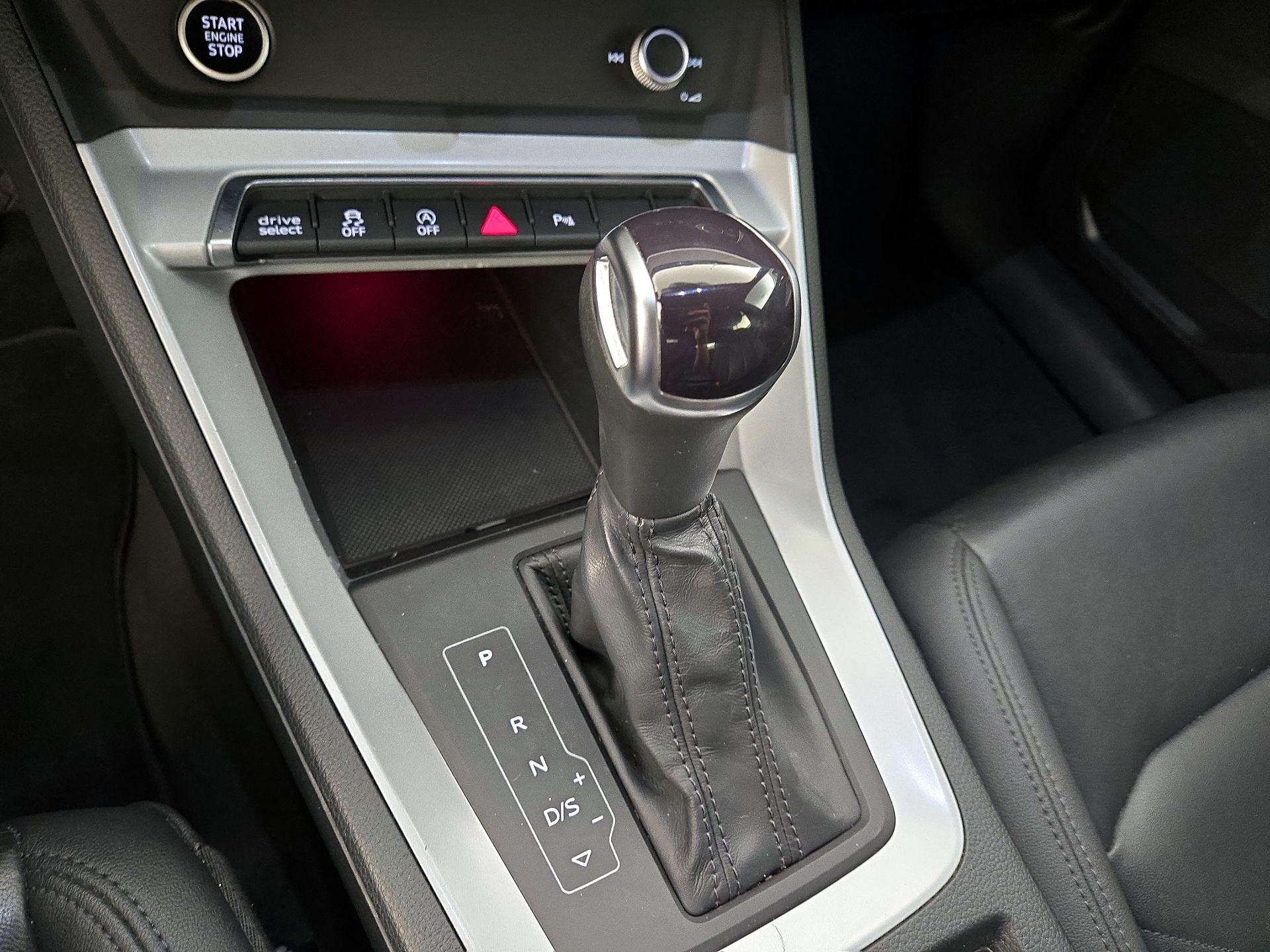 Thumbnail: 2022 Audi Q3 - 17