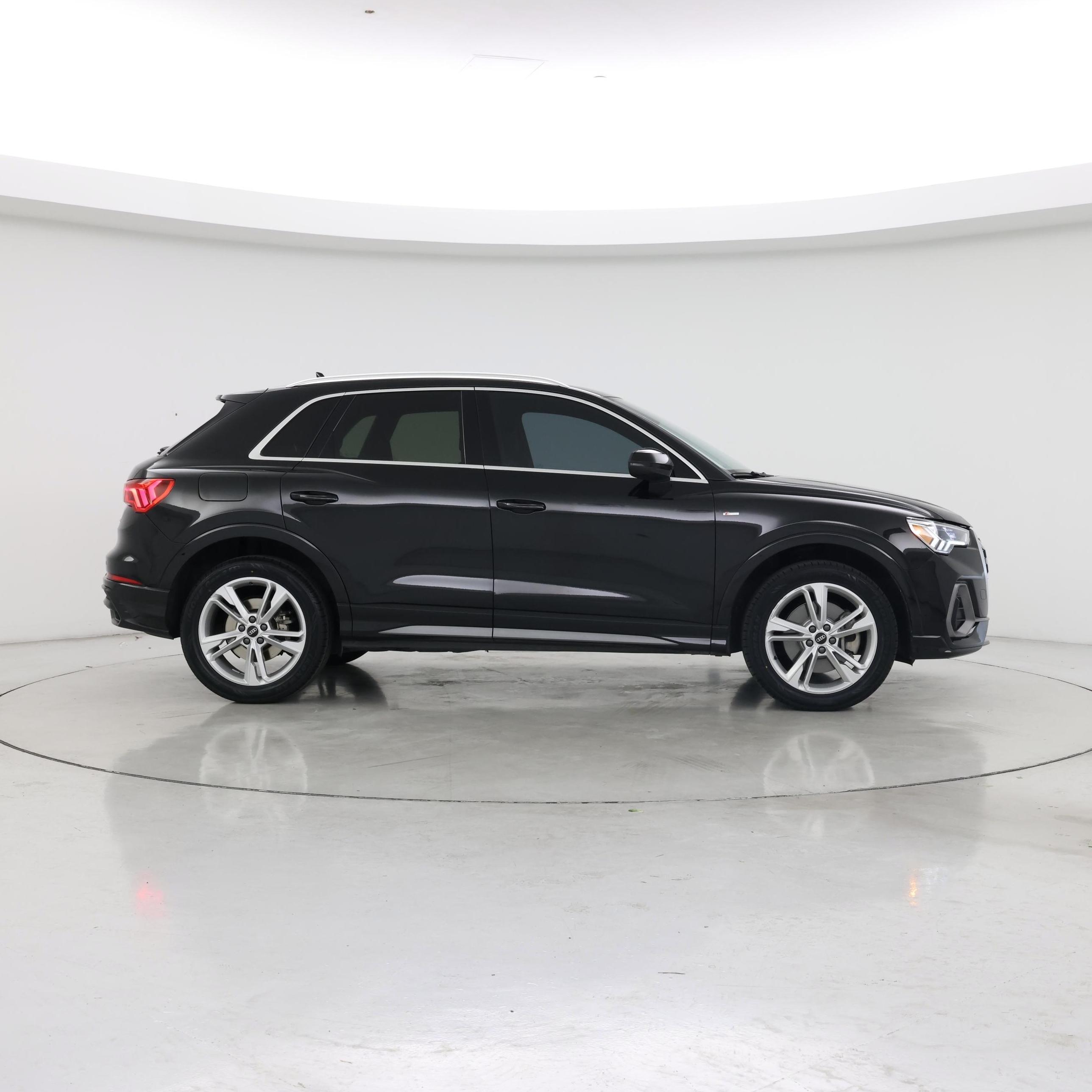 Thumbnail: 2022 Audi Q3 - 7
