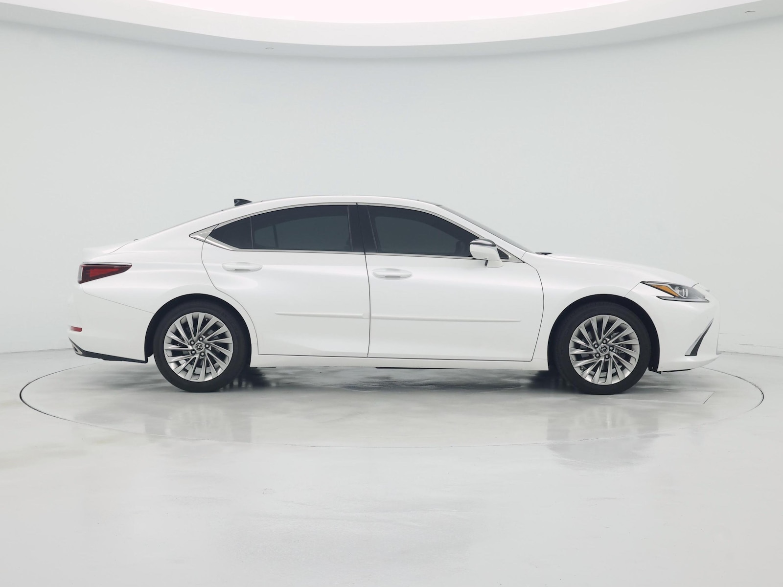 2022 Lexus ES 350 Luxury - Photo 8