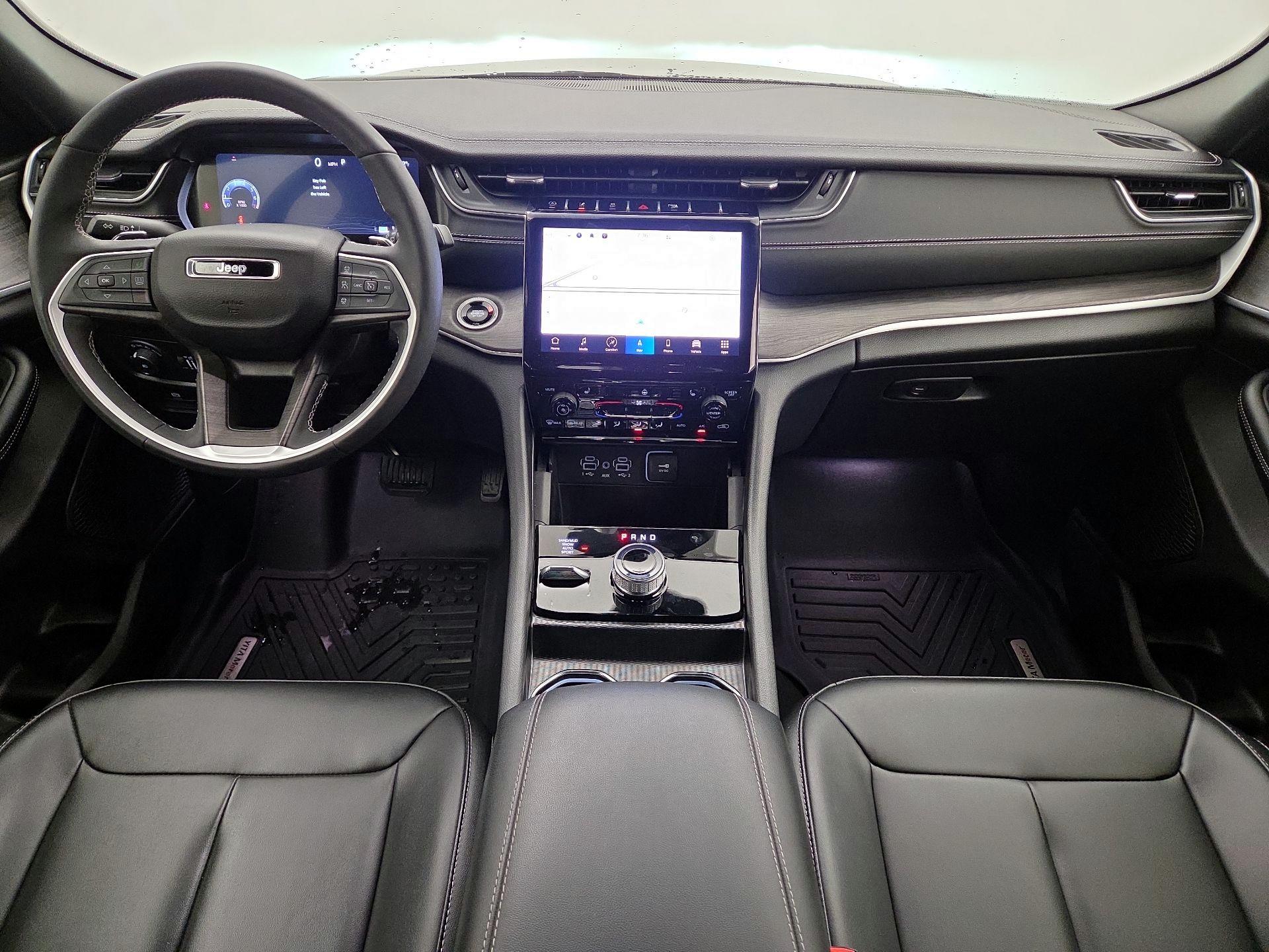 Thumbnail: 2024 Jeep Grand Cherokee - 9