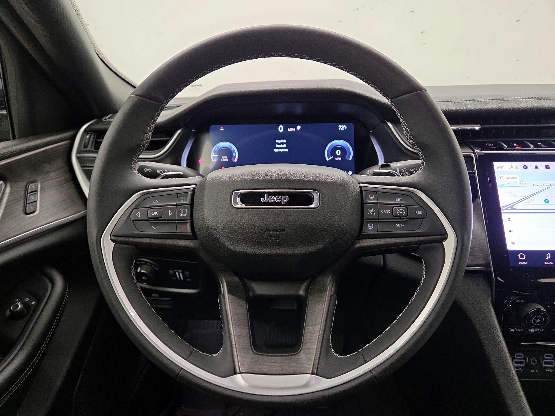 Thumbnail: 2024 Jeep Grand Cherokee - 20