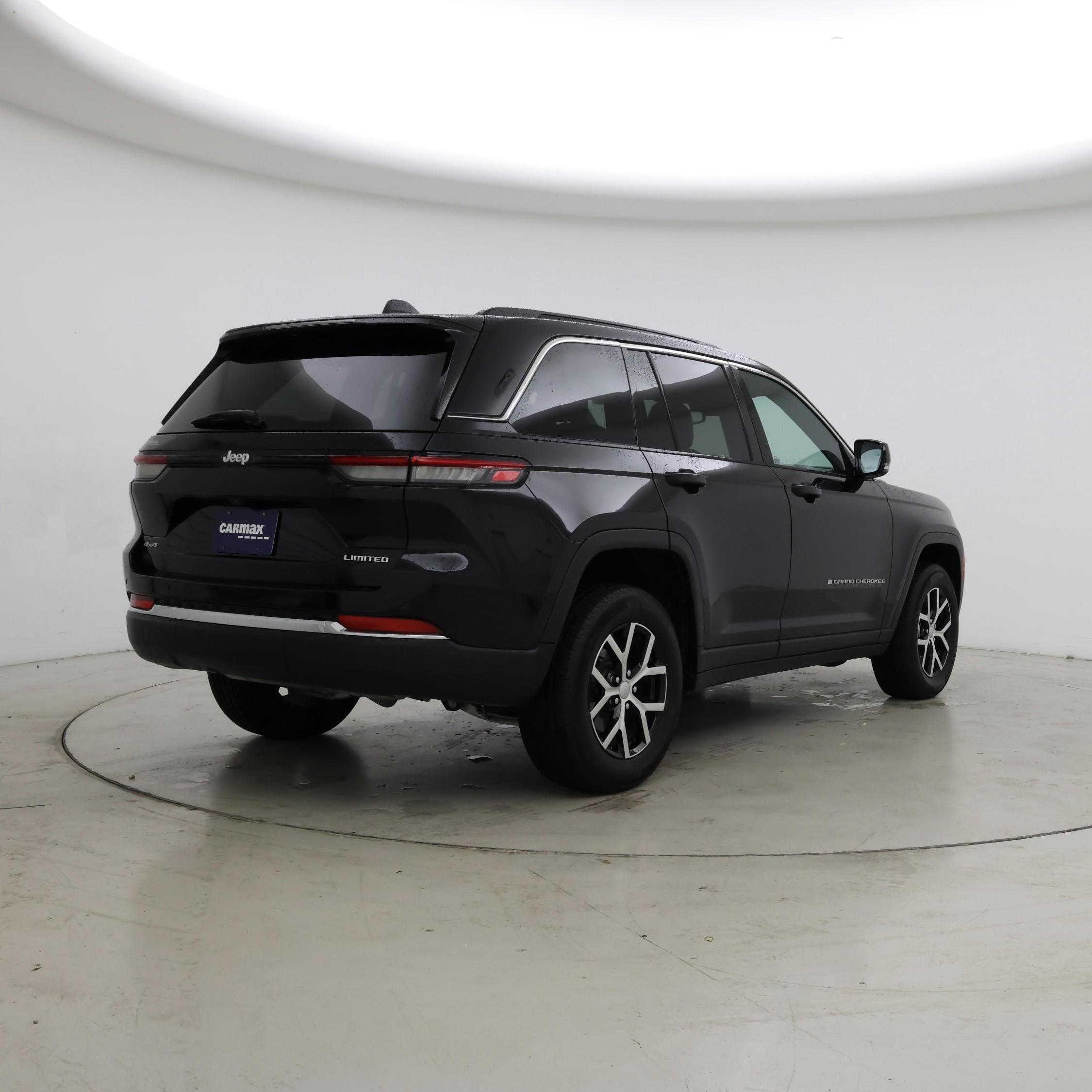Thumbnail: 2024 Jeep Grand Cherokee - 8