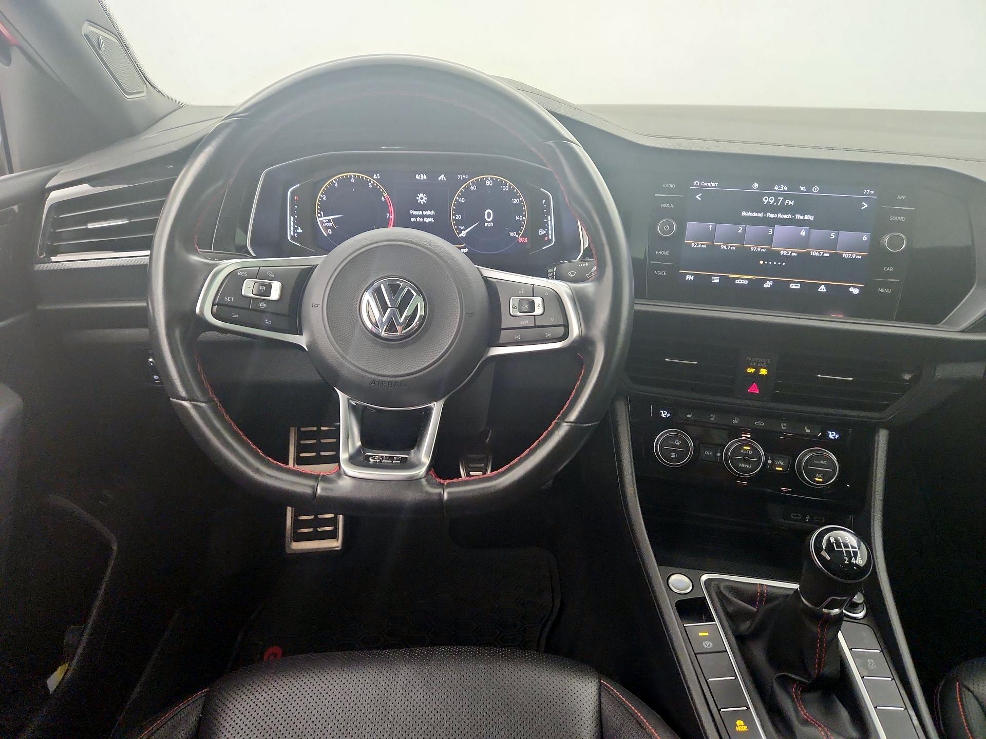 Thumbnail: 2021 Volkswagen Jetta - 10