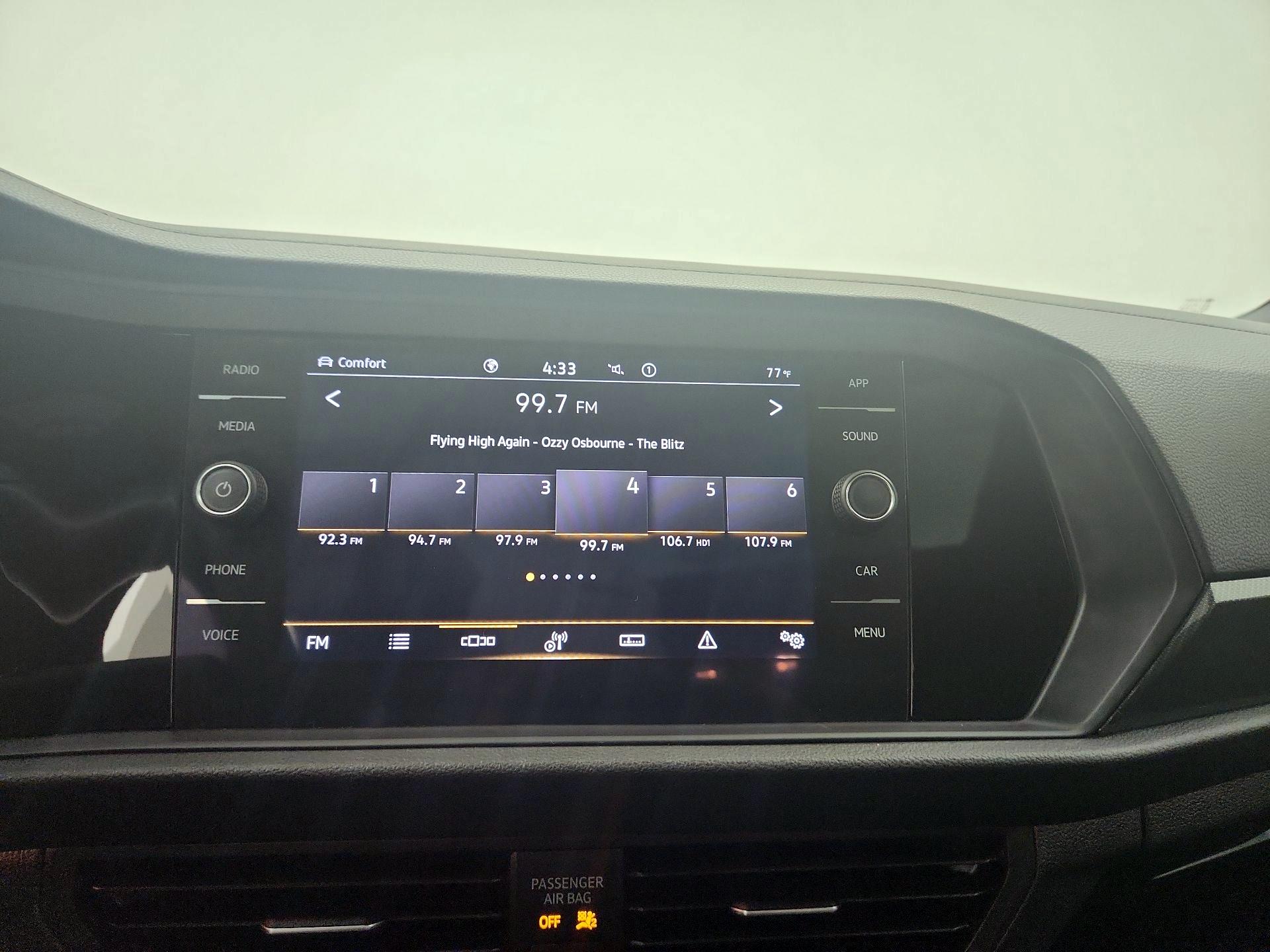 Thumbnail: 2021 Volkswagen Jetta - 15