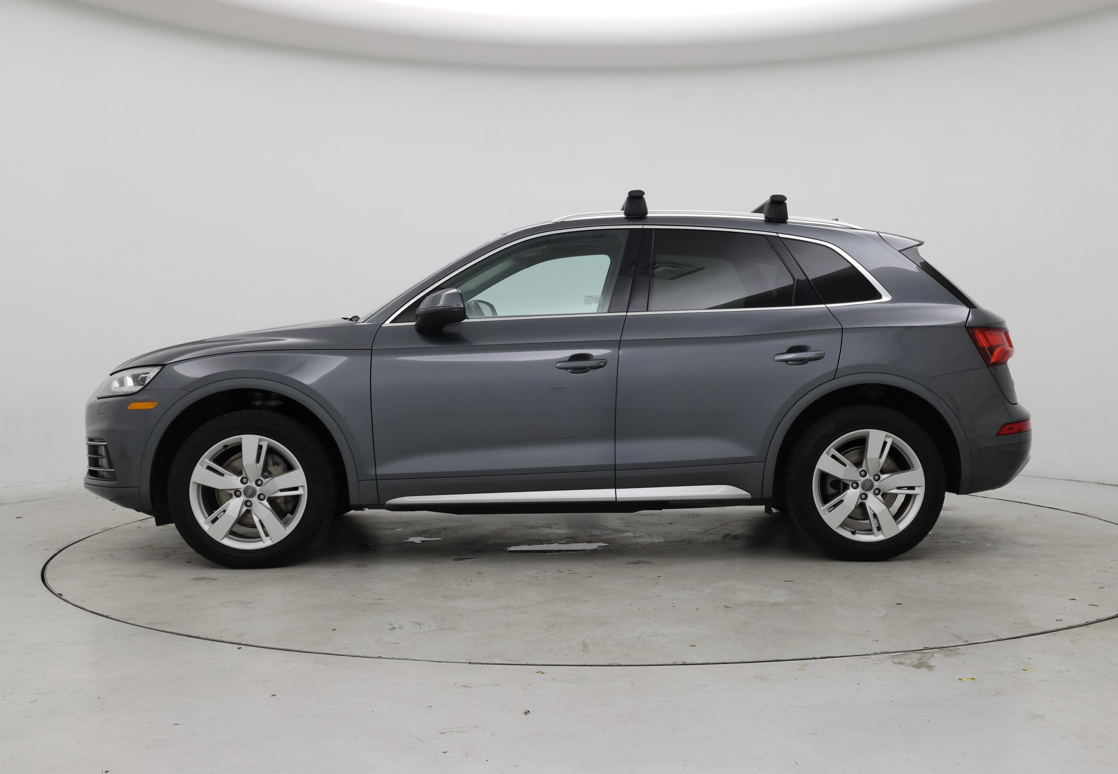 Thumbnail: 2019 Audi Q5 - 3