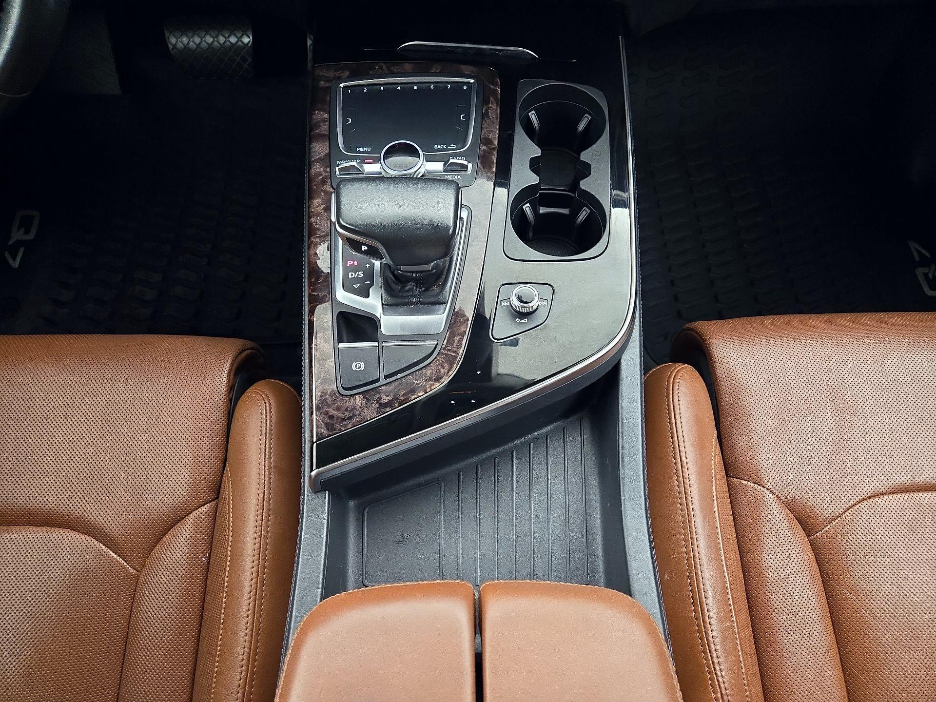 Thumbnail: 2019 Audi Q7 - 18