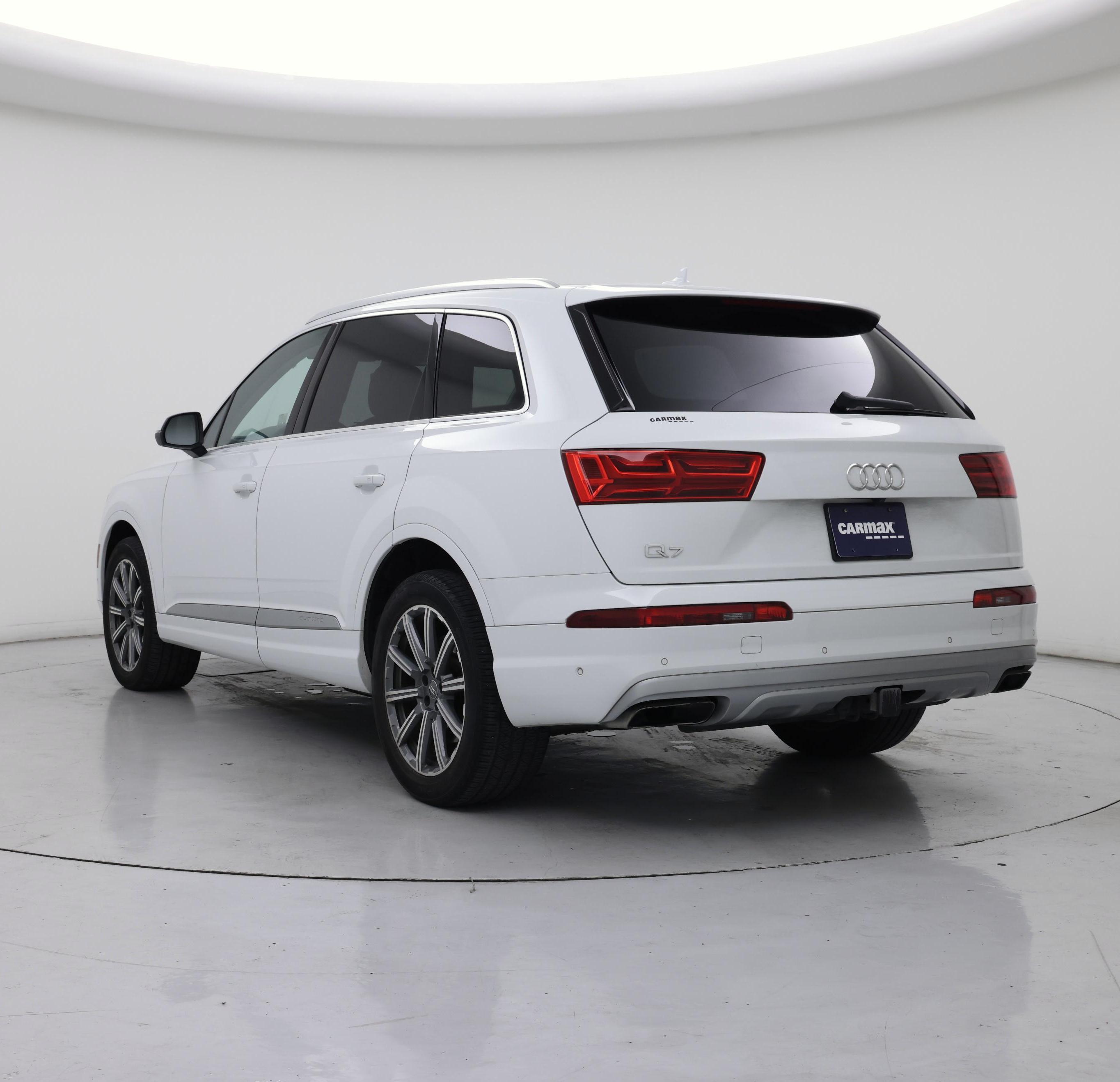 Thumbnail: 2019 Audi Q7 - 2