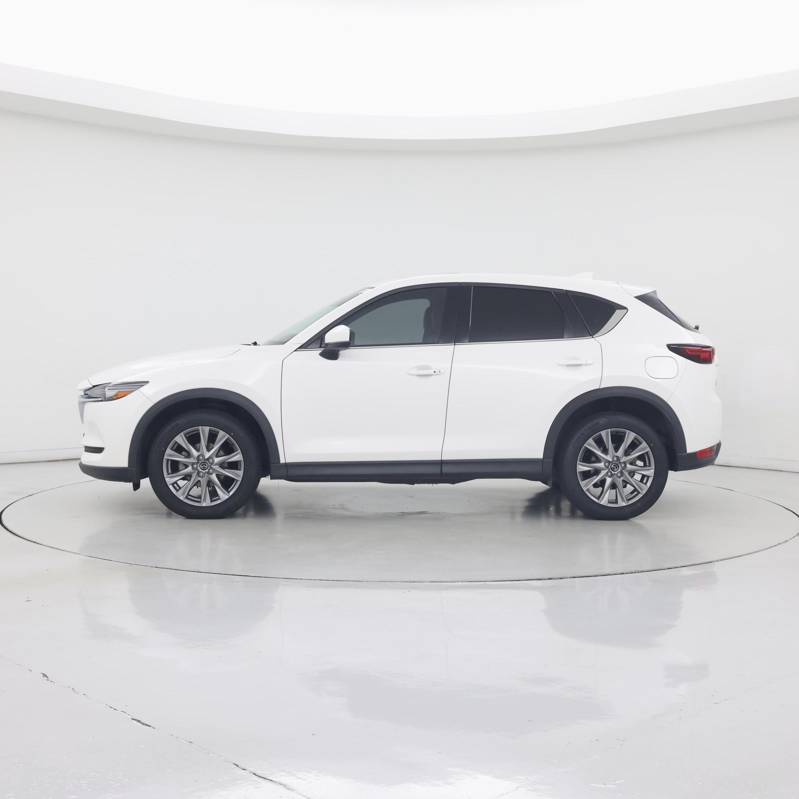 Thumbnail: 2021 Mazda CX-5 - 3