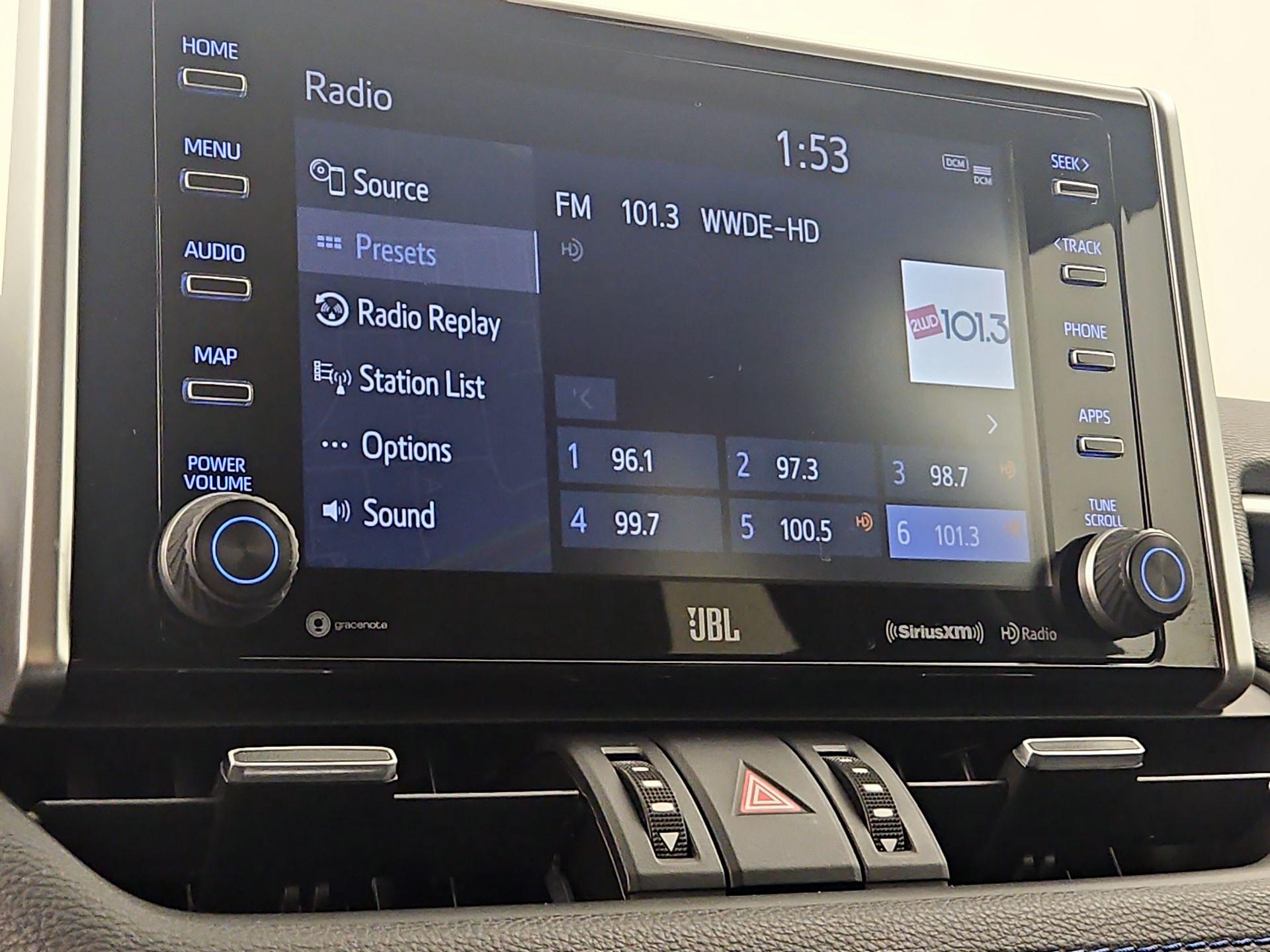 Thumbnail: 2021 Toyota RAV4 - 16