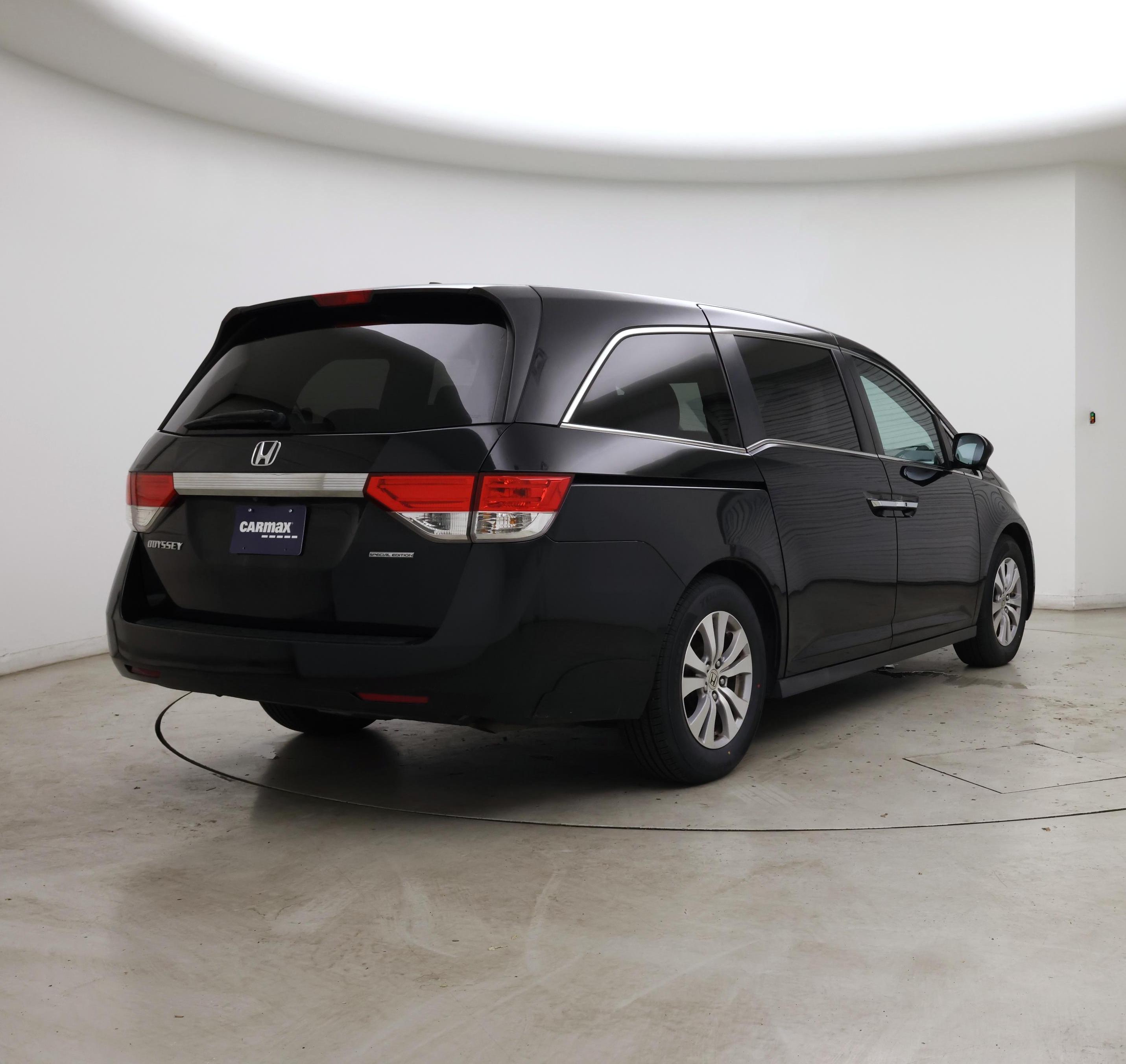 Thumbnail: 2017 Honda Odyssey - 8