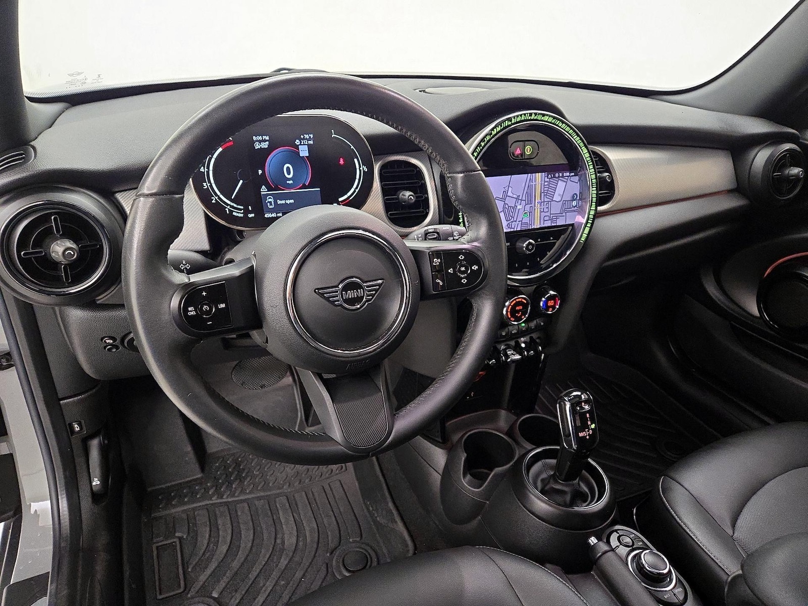2022 MINI Hardtop 2 Door - Photo 10