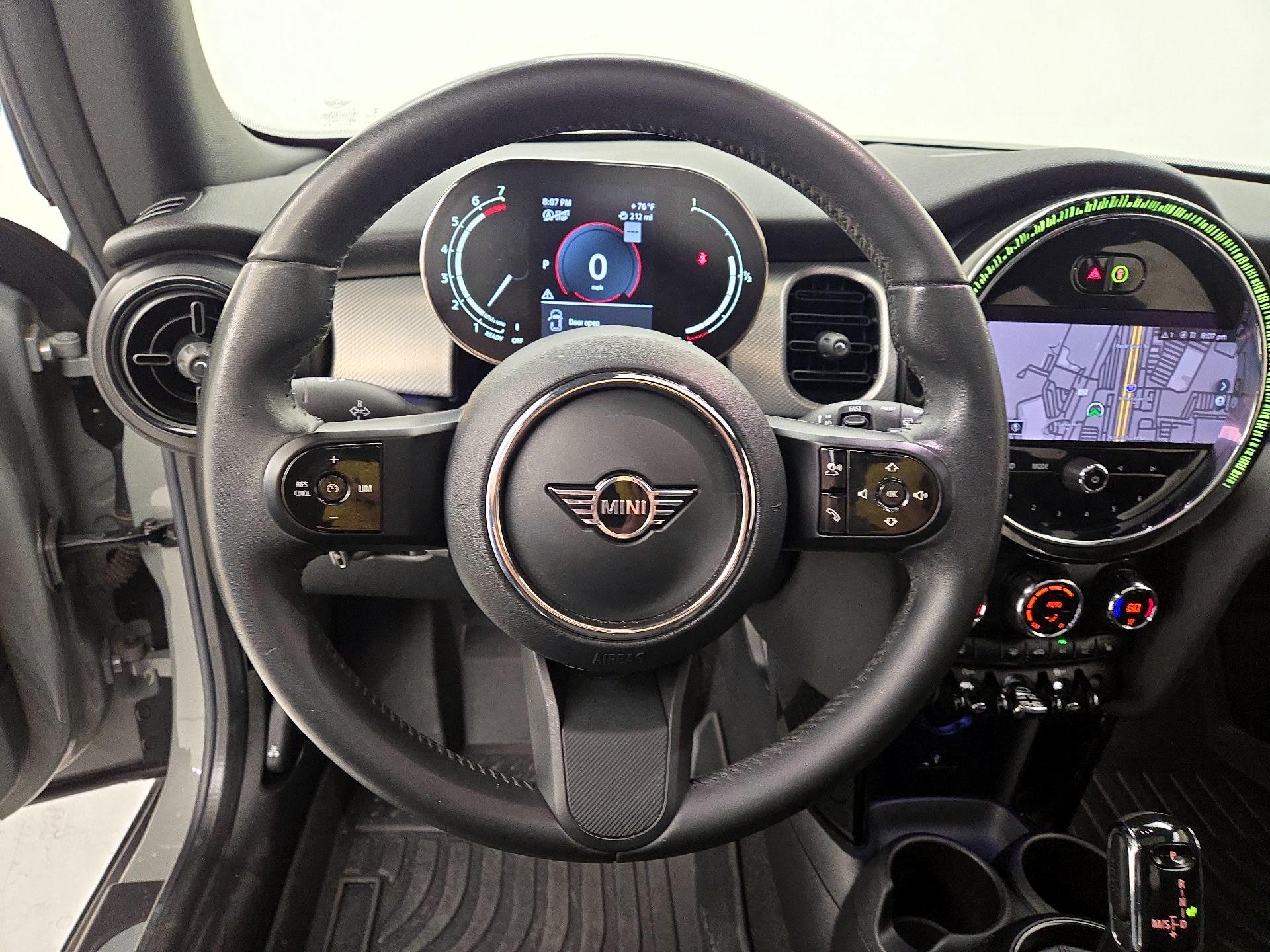 Thumbnail: 2022 MINI Cooper Hardtop - 10