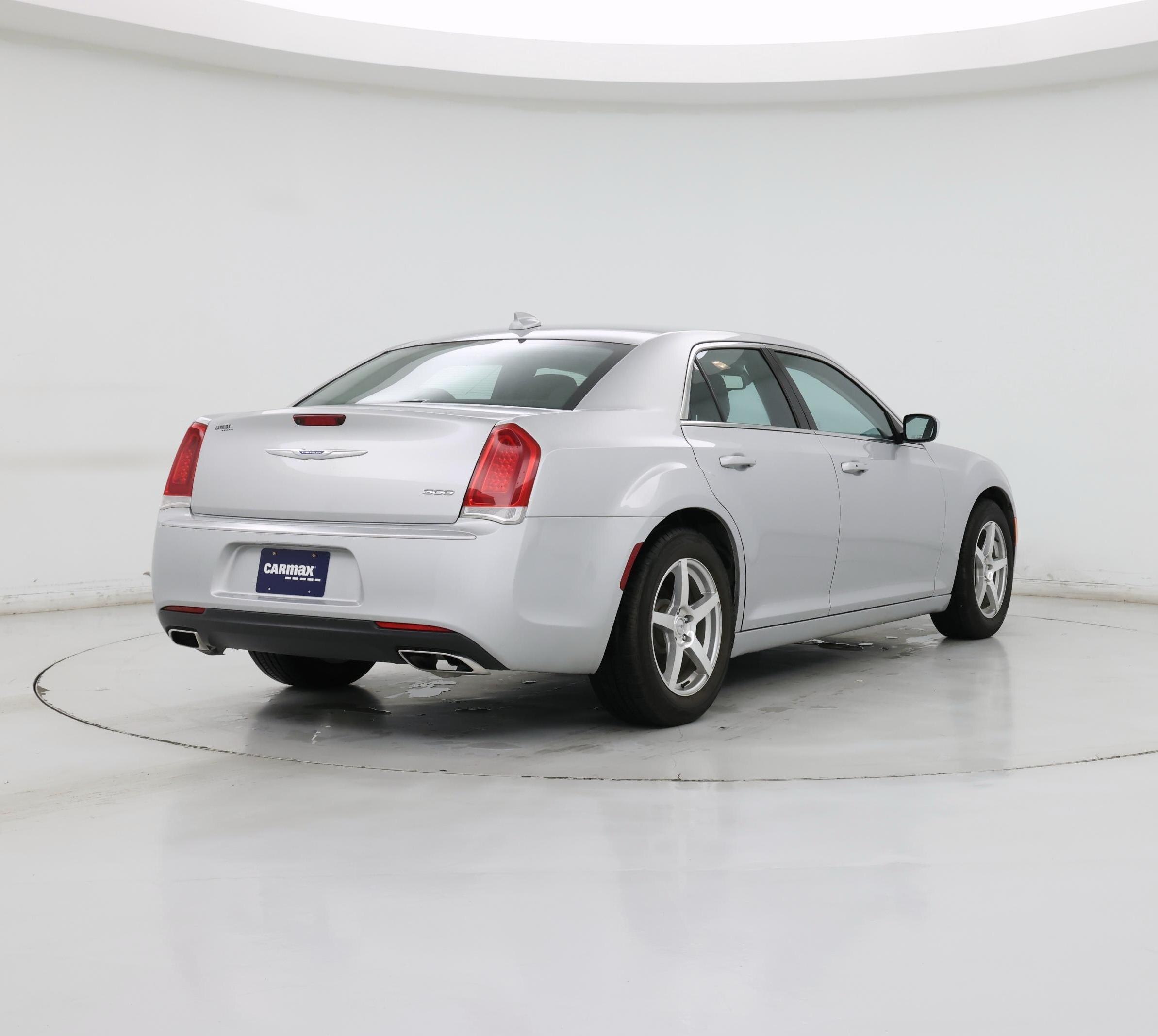 Thumbnail: 2021 Chrysler 300 - 8