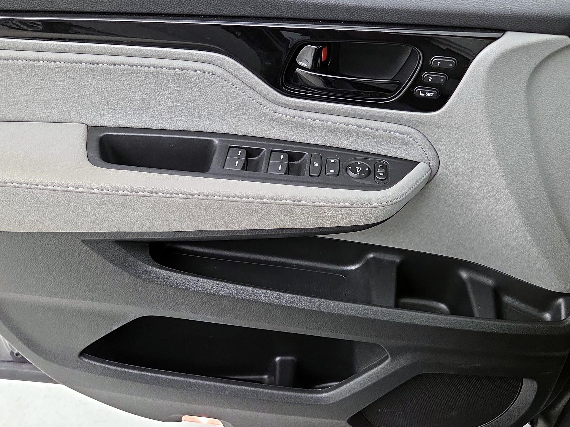 Thumbnail: 2021 Honda Odyssey - 12