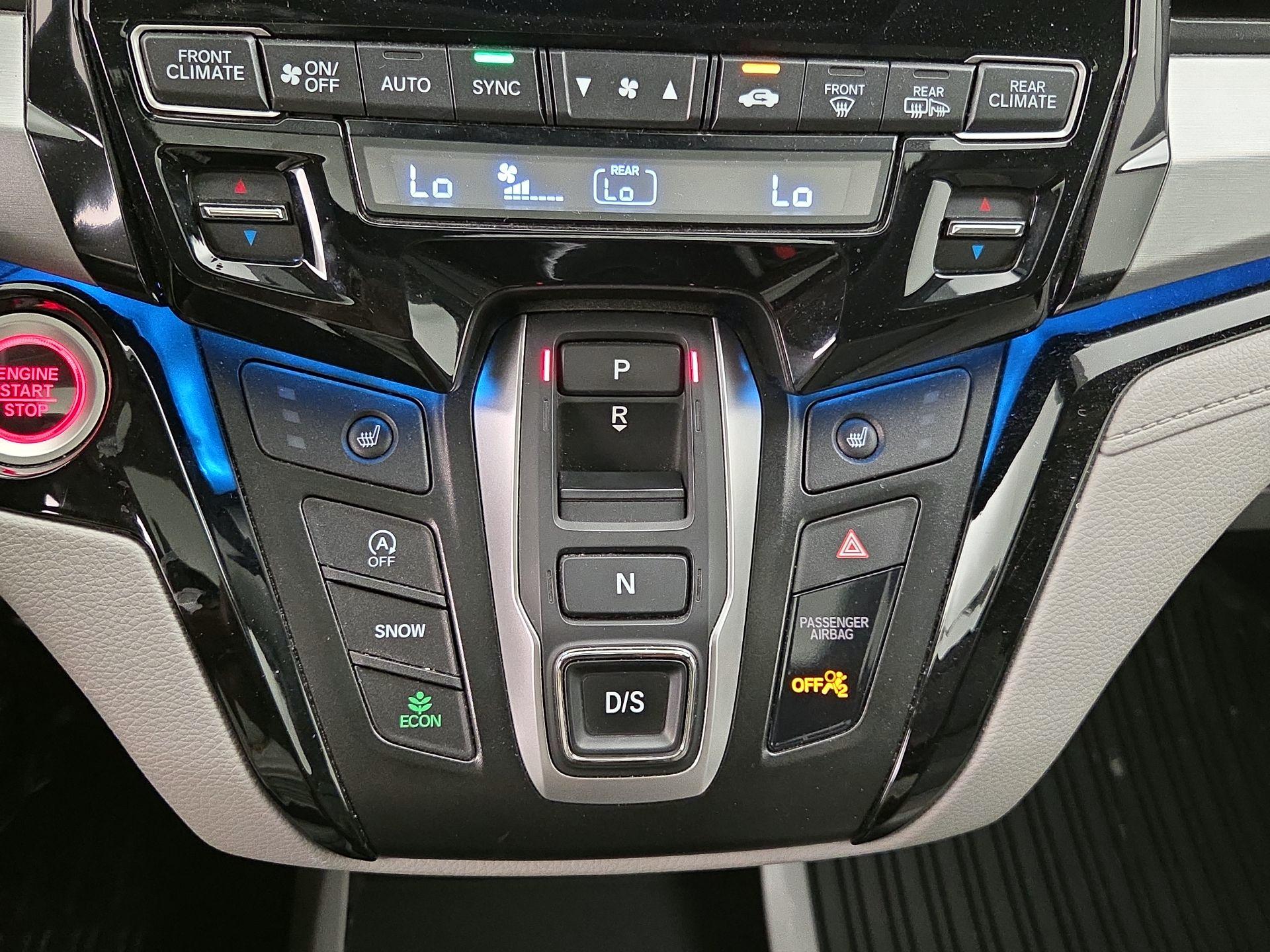 Thumbnail: 2021 Honda Odyssey - 18