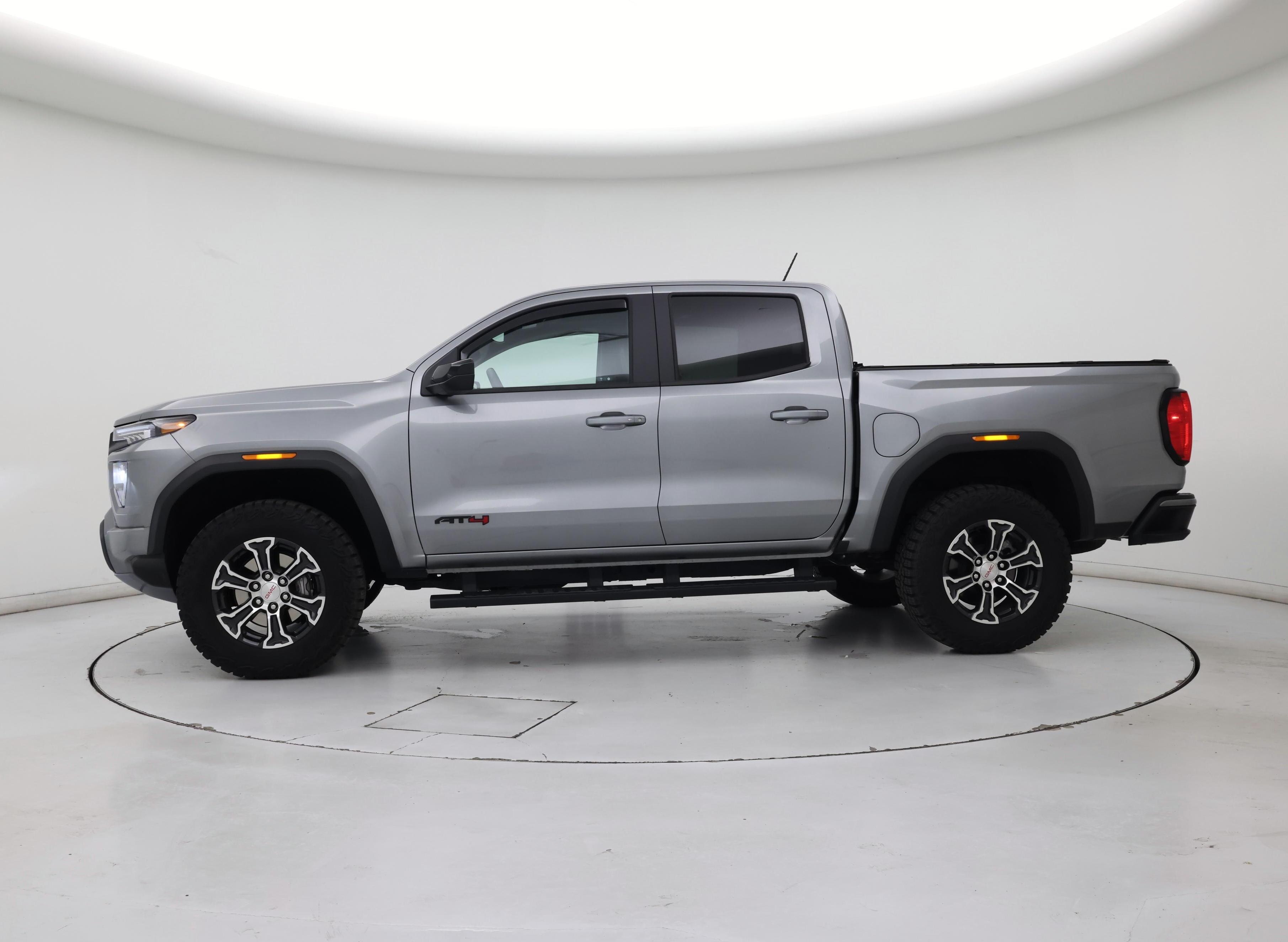 Thumbnail: 2024 GMC Canyon - 3