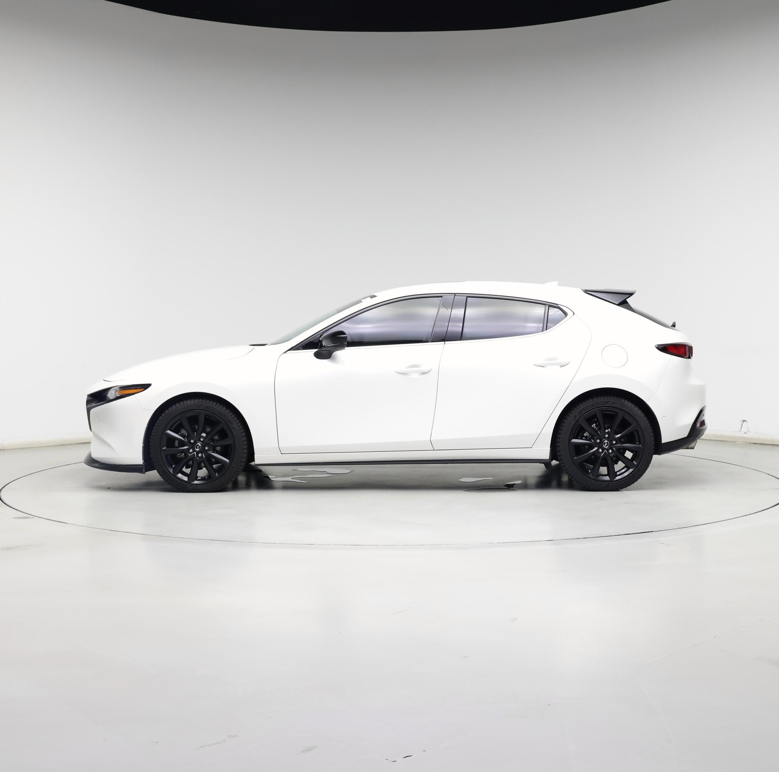 Thumbnail: 2021 Mazda Mazda3 - 3