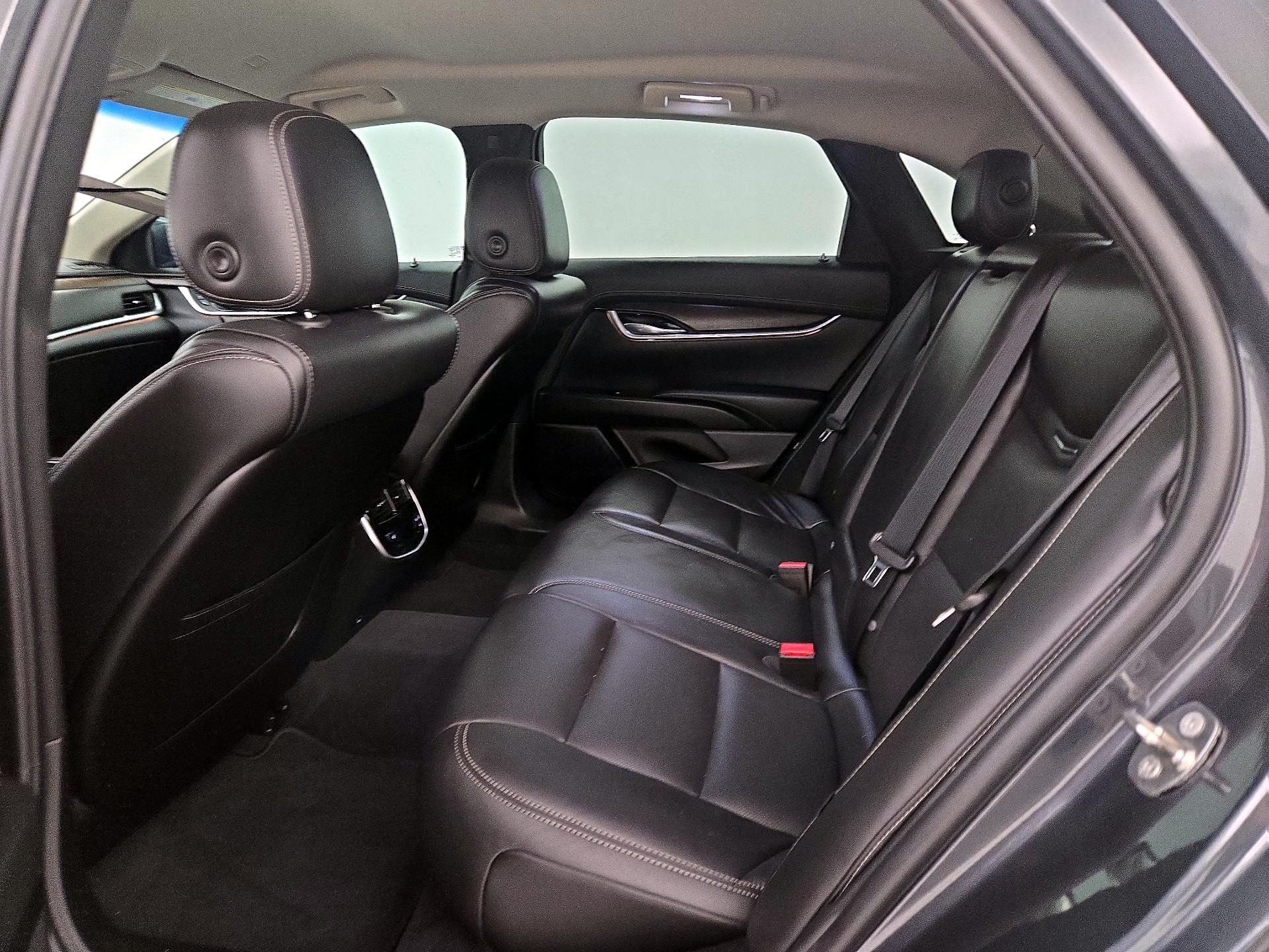 Thumbnail: 2018 Cadillac XTS - 20