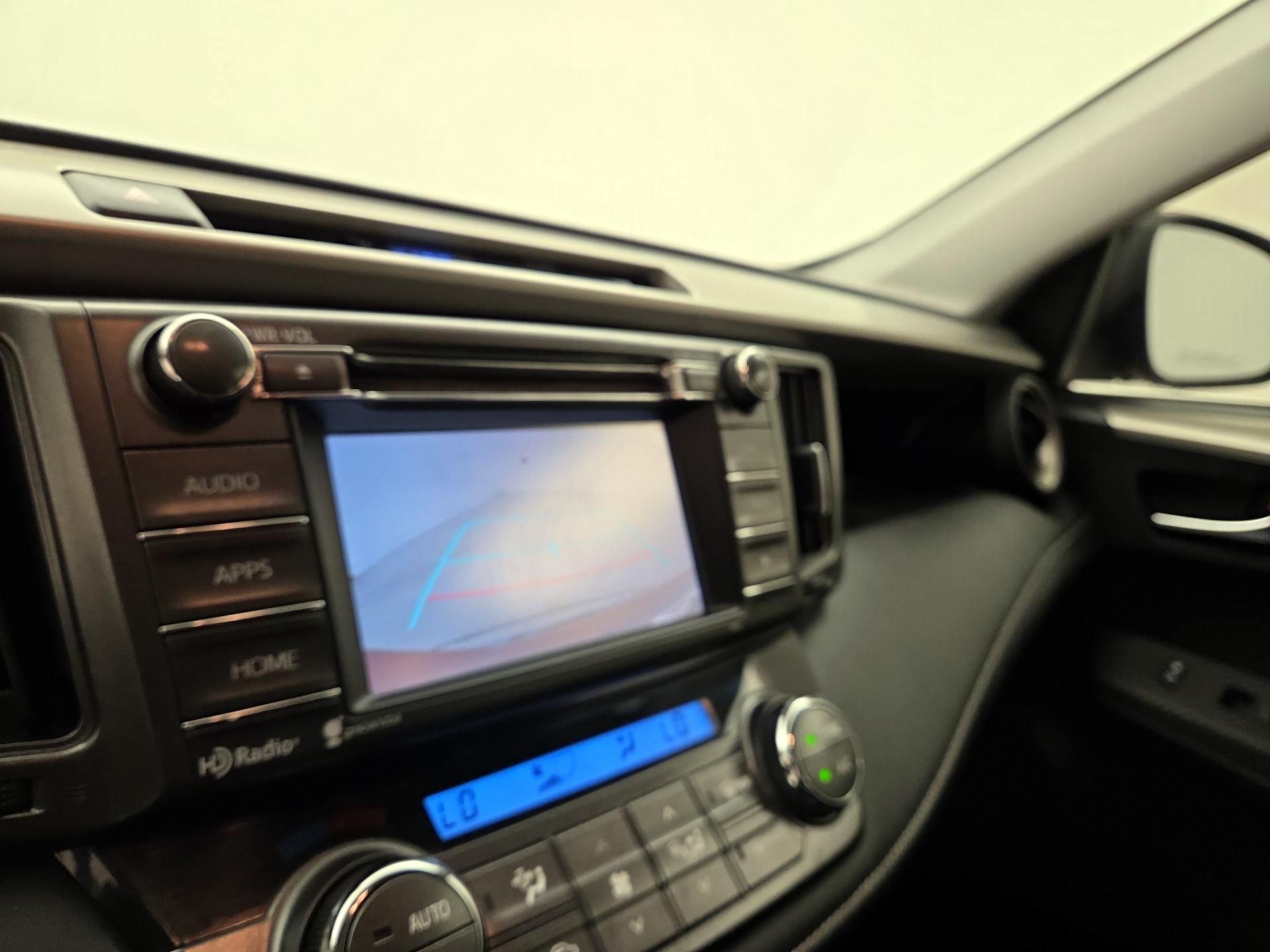 Thumbnail: 2015 Toyota RAV4 - 14
